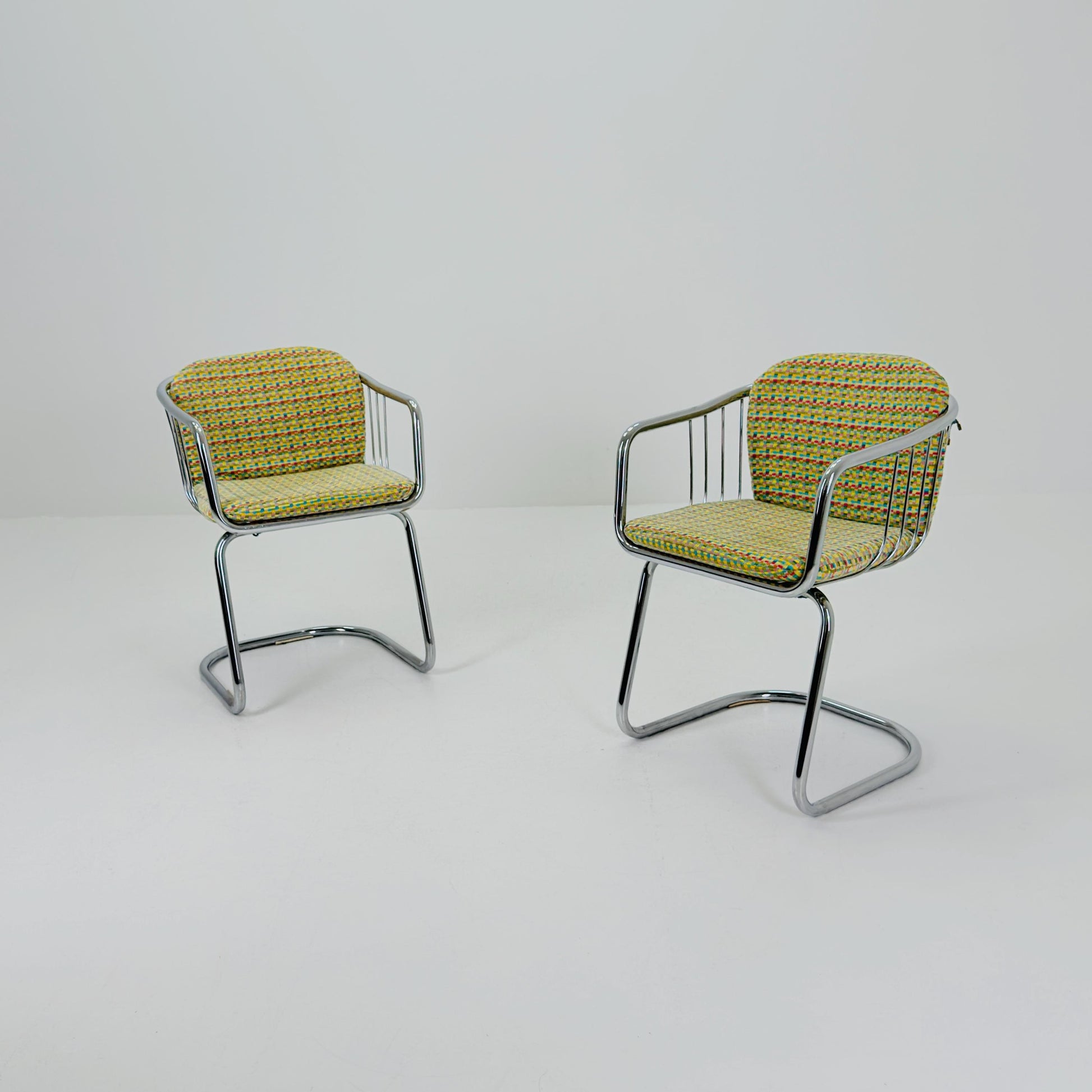 Set of 2 Mid-Century Dining Armchairs by Gastone Rinaldi – Chrome Frame, Green & Red Retro Upholstery, Italy 1970s