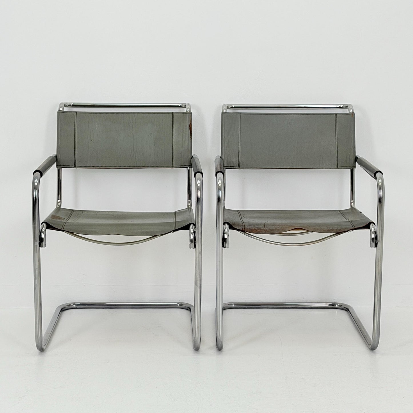 Set of 2 Iconic gray Leather S34 Cantilever Chairs by Mart Stam for Thonet – Bauhaus Design, 1980s Germany