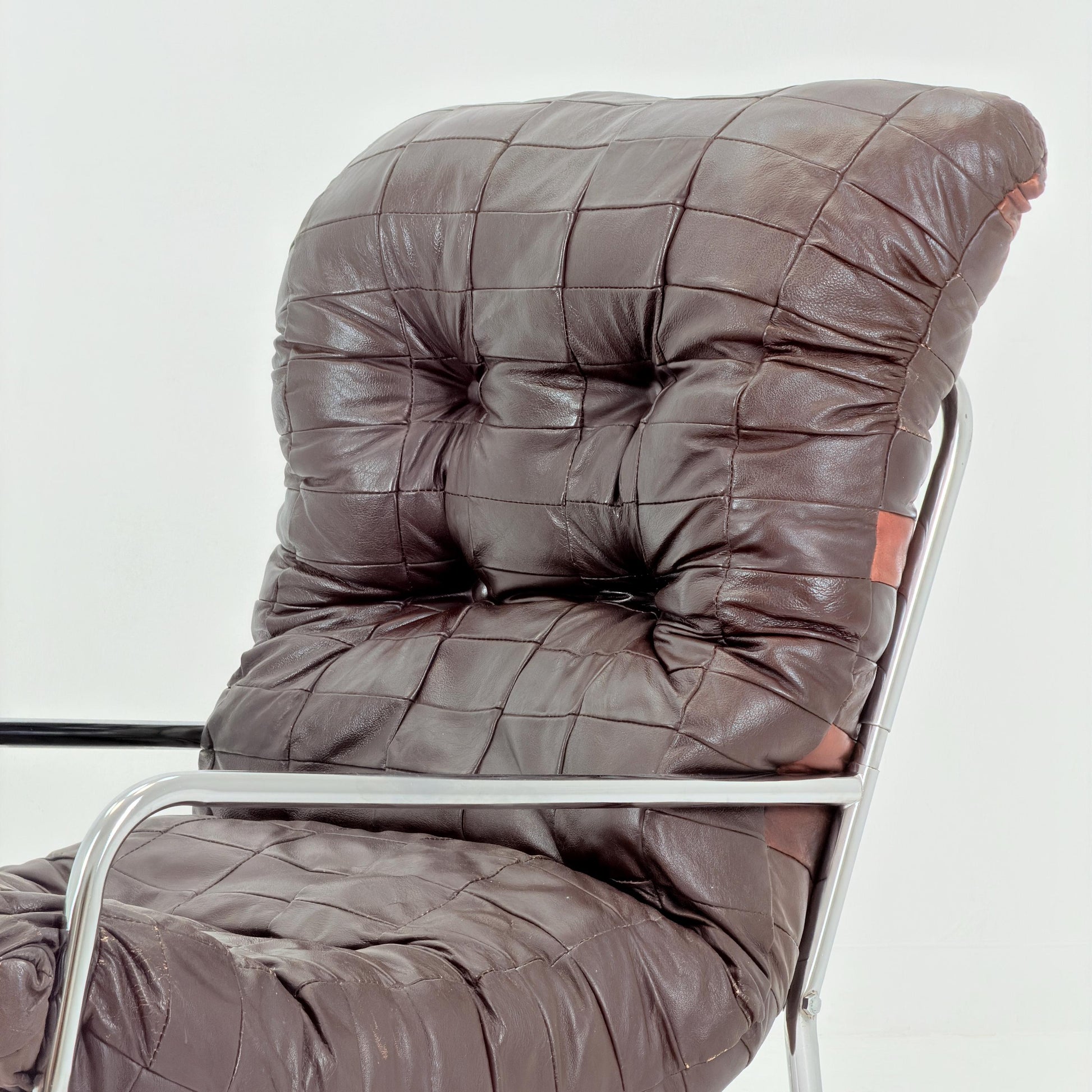 Mid-century sling brown leather lounge chair by Peter Hoyte, 1960s