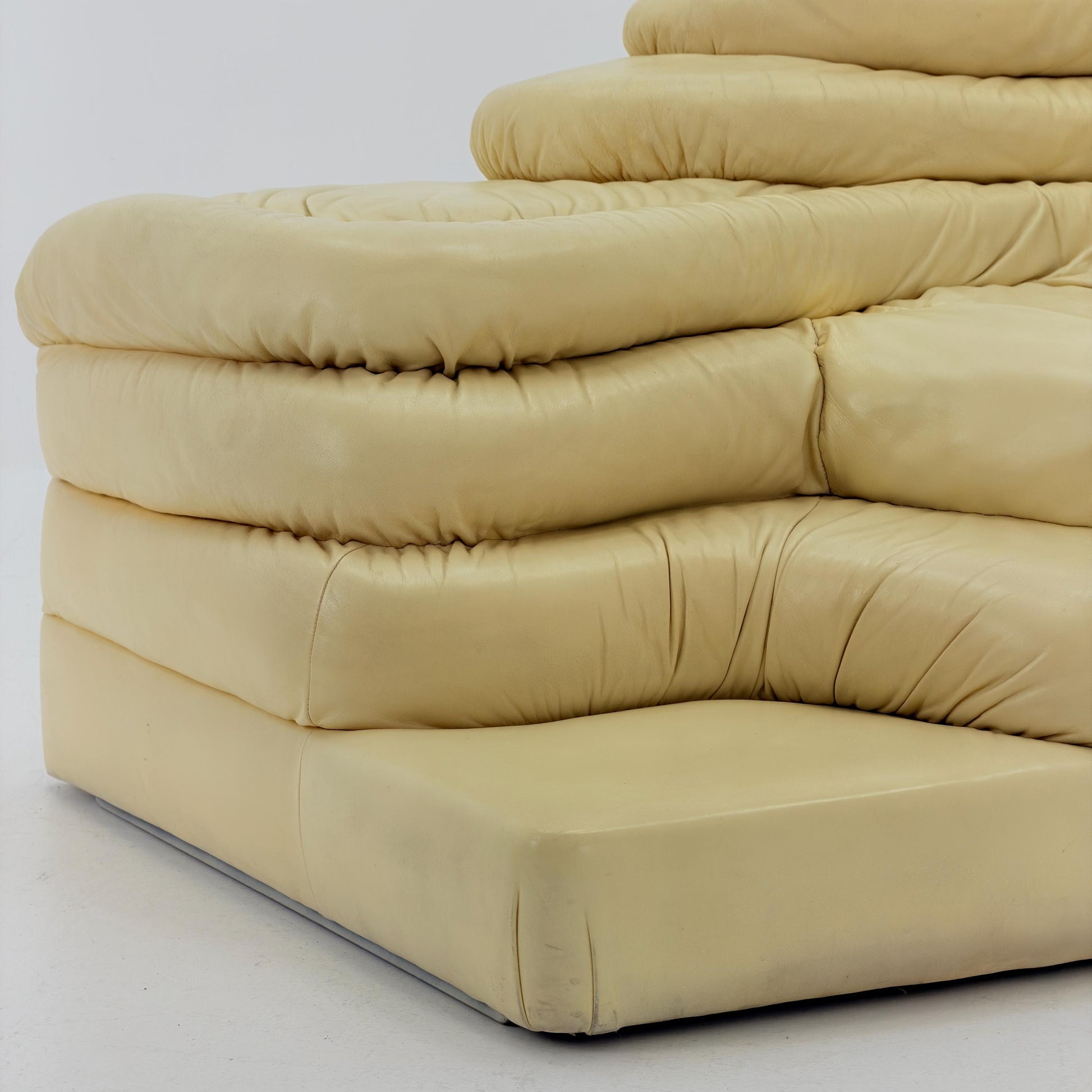 Rare Mid-Century DS-1025 “Terrazza” Landscape Sofa by Ubald Klug for De Sede, Switzerland 1970s