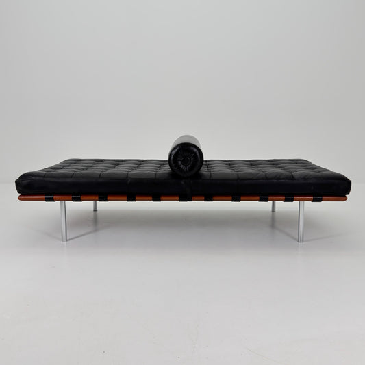 Rare Barcelona Daybed by Ludwig Mies van der Rohe for Knoll International, 1980s