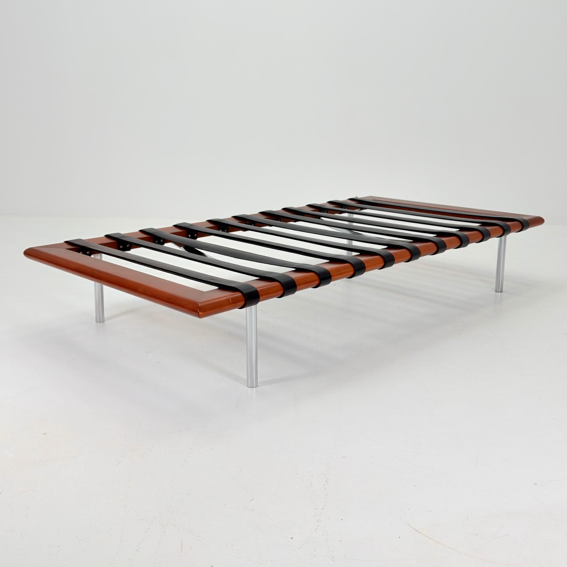 Rare Barcelona Daybed by Ludwig Mies van der Rohe for Knoll International, 1980s