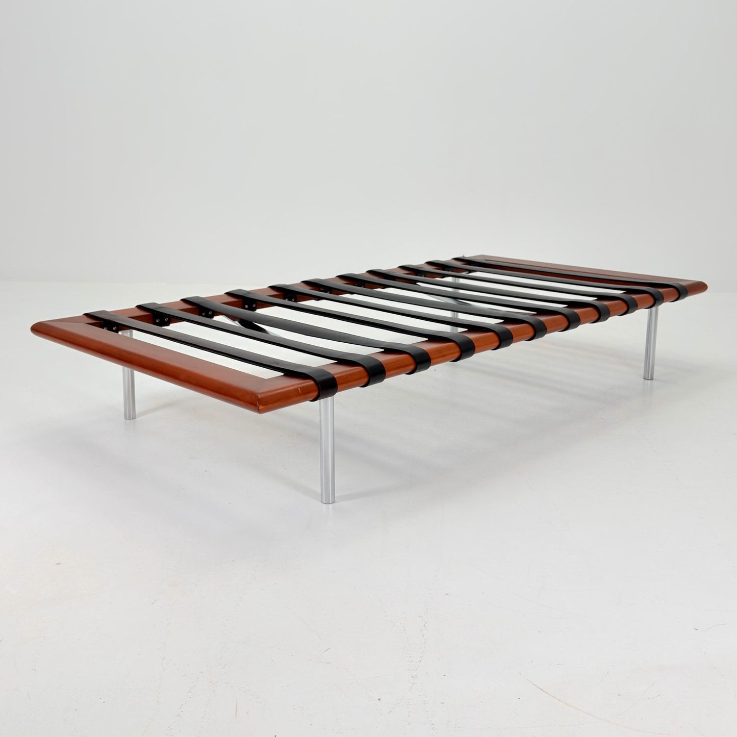 Rare Barcelona Daybed by Ludwig Mies van der Rohe for Knoll International, 1980s