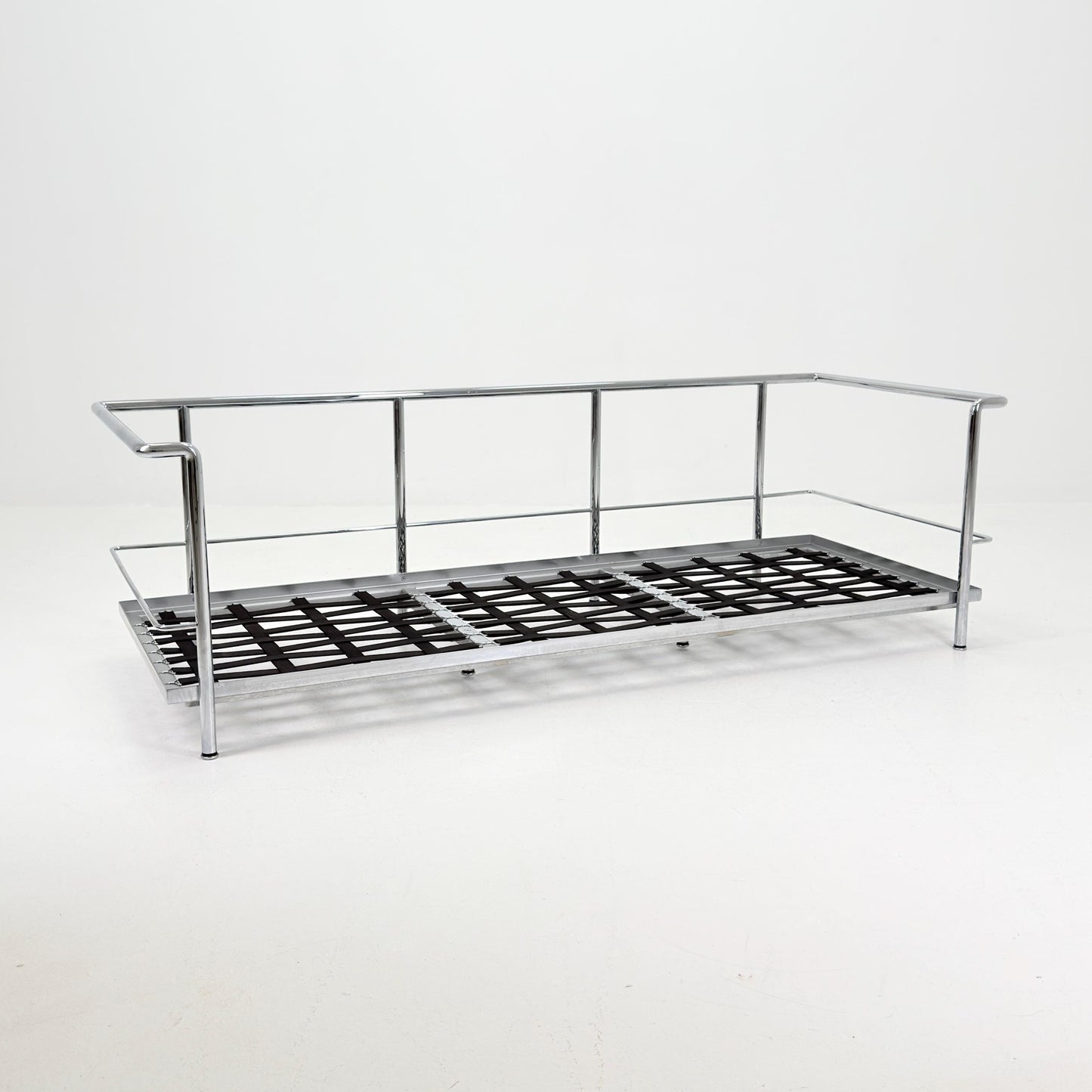 Mid century Bauhaus black leather LC2 3-Seat Sofa by Le Corbusier for Cassina, Italy 1980s