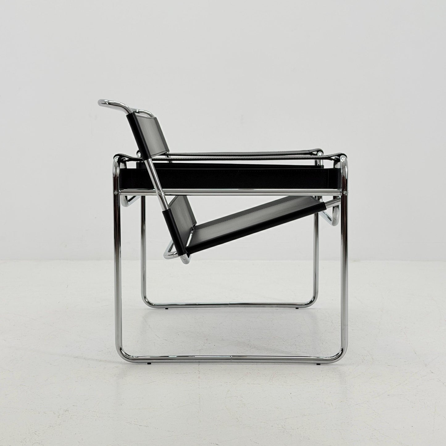Mid century black B3 WASSILY Bauhaus Lounge armchair by Marcel Brauer 1980s Italy