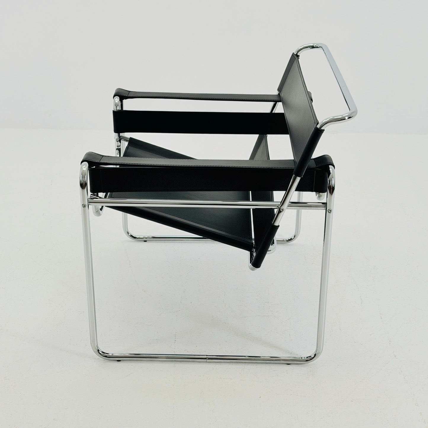 Mid century black B3 WASSILY Bauhaus Lounge armchair by Marcel Brauer 1980s Italy