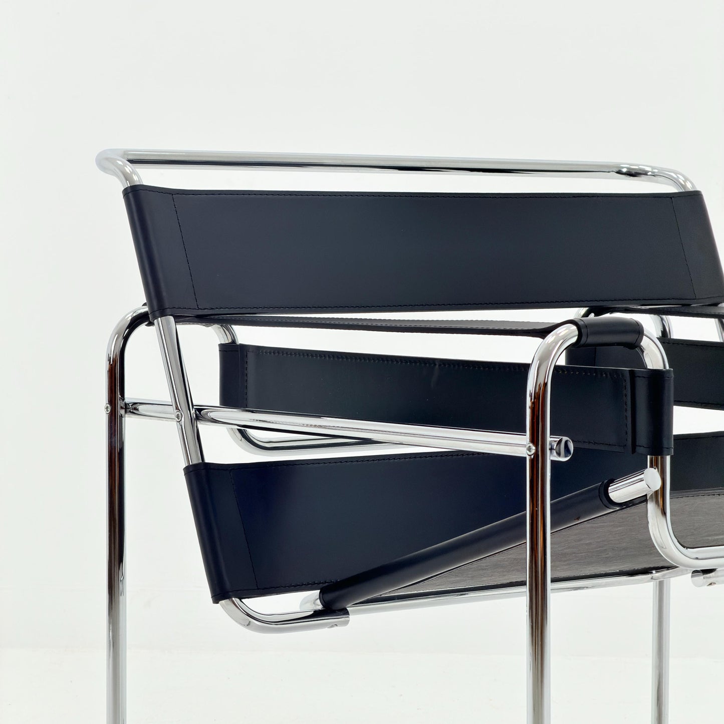 Mid century black B3 WASSILY Bauhaus Lounge armchair by Marcel Brauer 1980s Italy