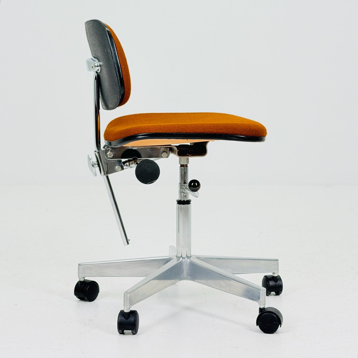 Mid century Space age swivel office chair by neudörfler Germany 1970s
