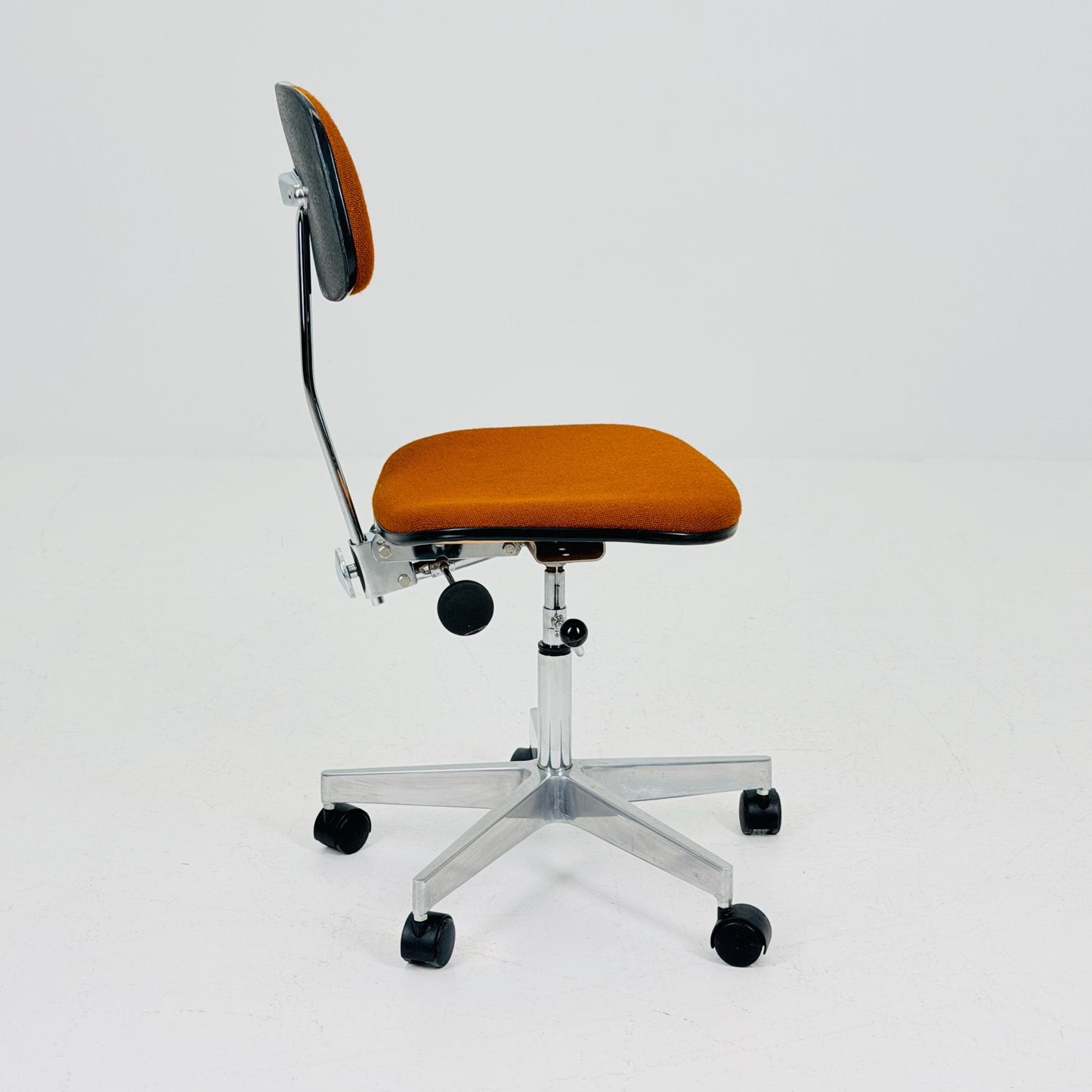 Mid century Space age swivel office chair by neudörfler Germany 1970s