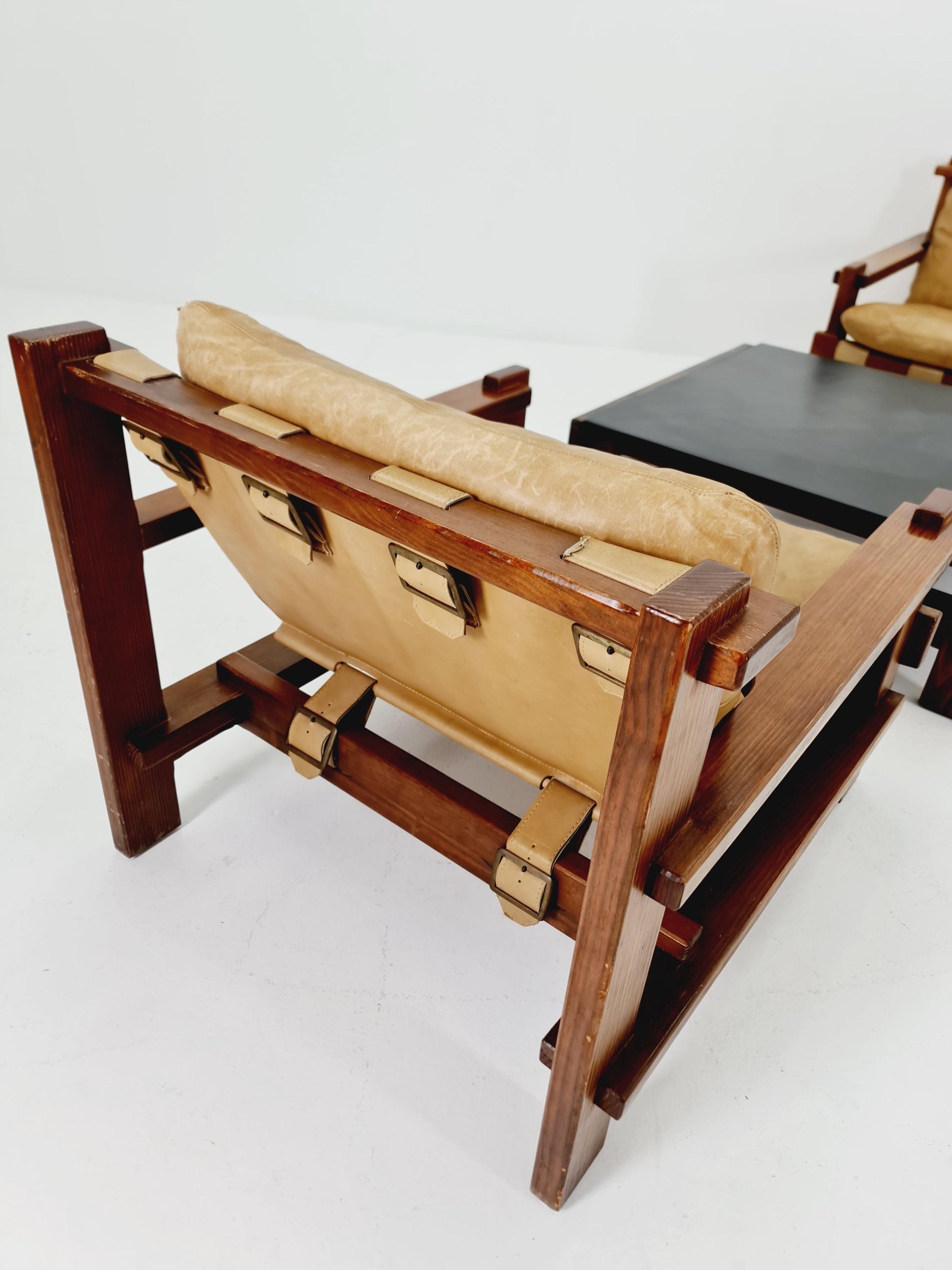 mid century armchairs Set with coffe table in leather and wood By Carl Straub Germany , 1960s