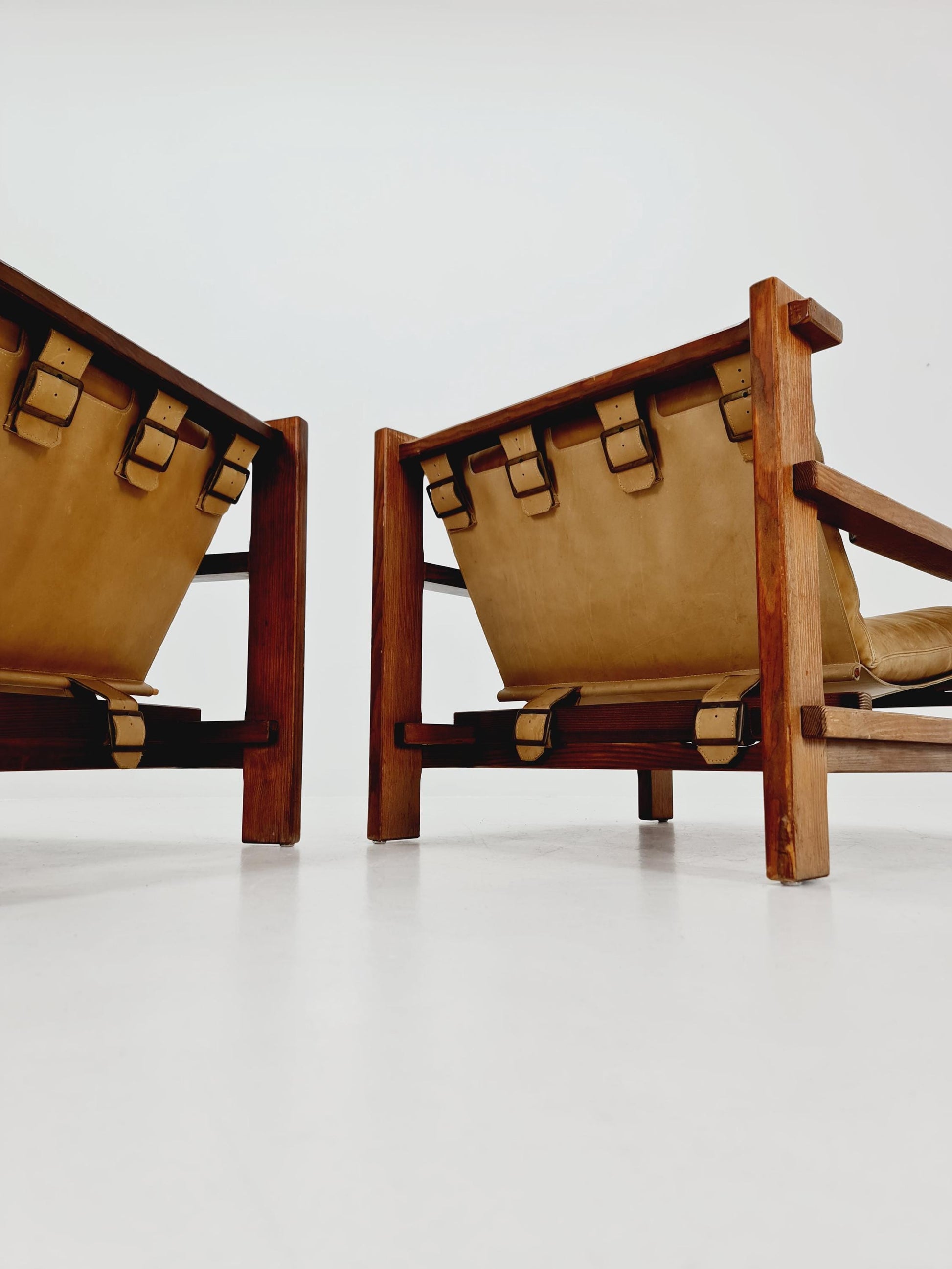 mid century armchairs Set with coffe table in leather and wood By Carl Straub Germany , 1960s
