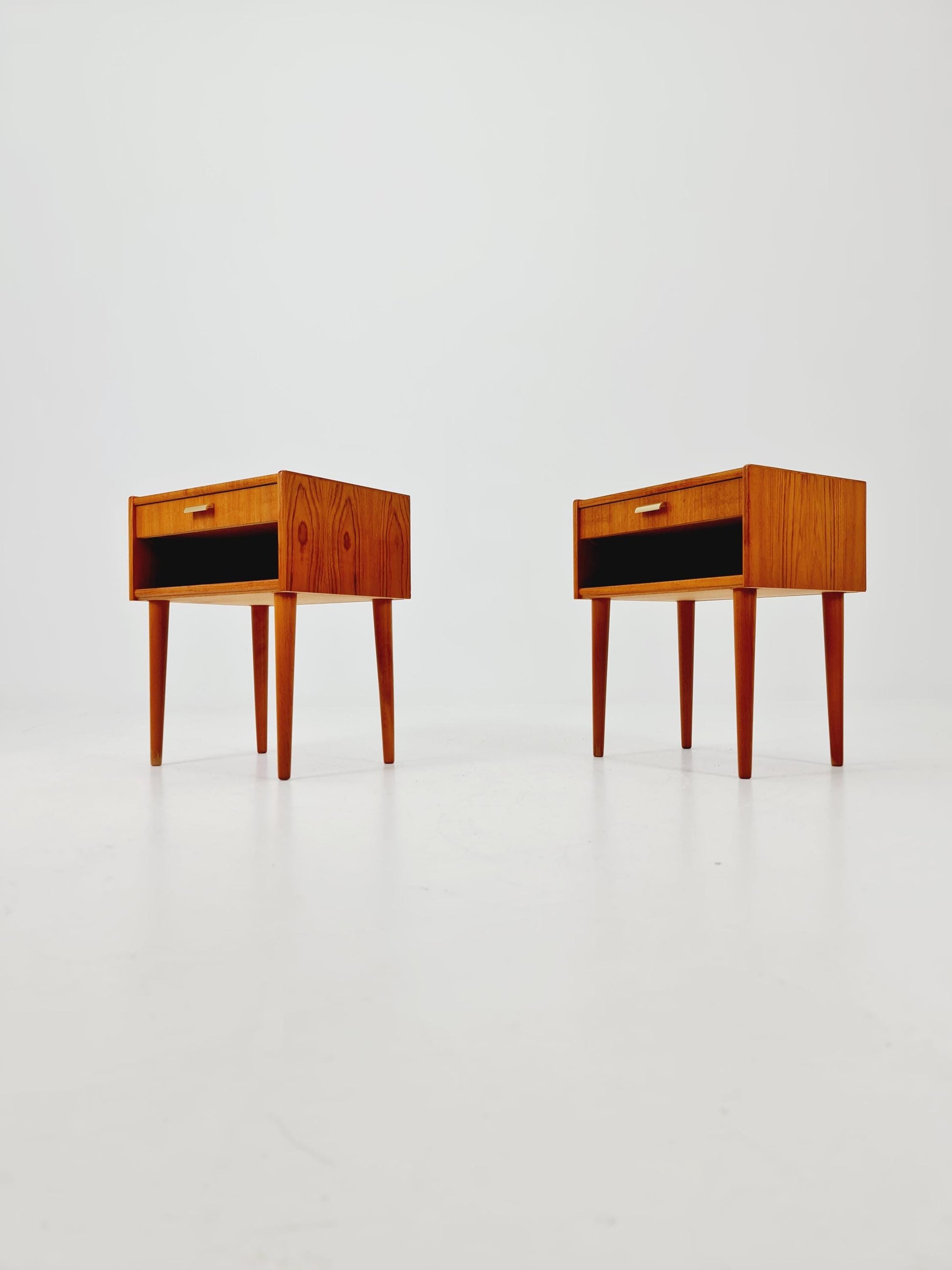 Mid century Danish teak side tables/ Bedside tables/ Nightstands, Denmark, 1960s, set of 2