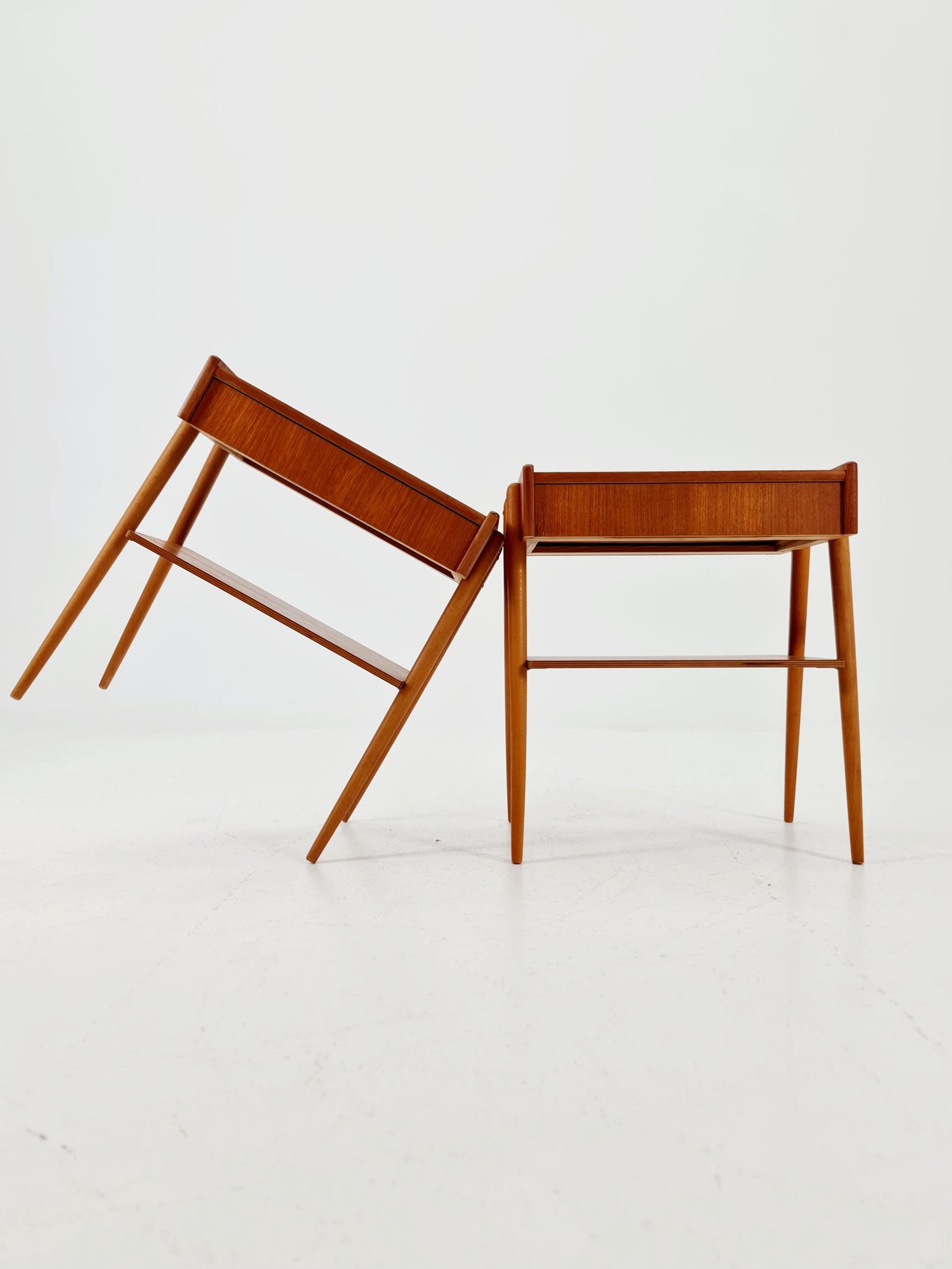Pair of Swedish Midcentury Teak Vintage Side table/ Bedside table/ Night stand by Carlström & Co, 1960s