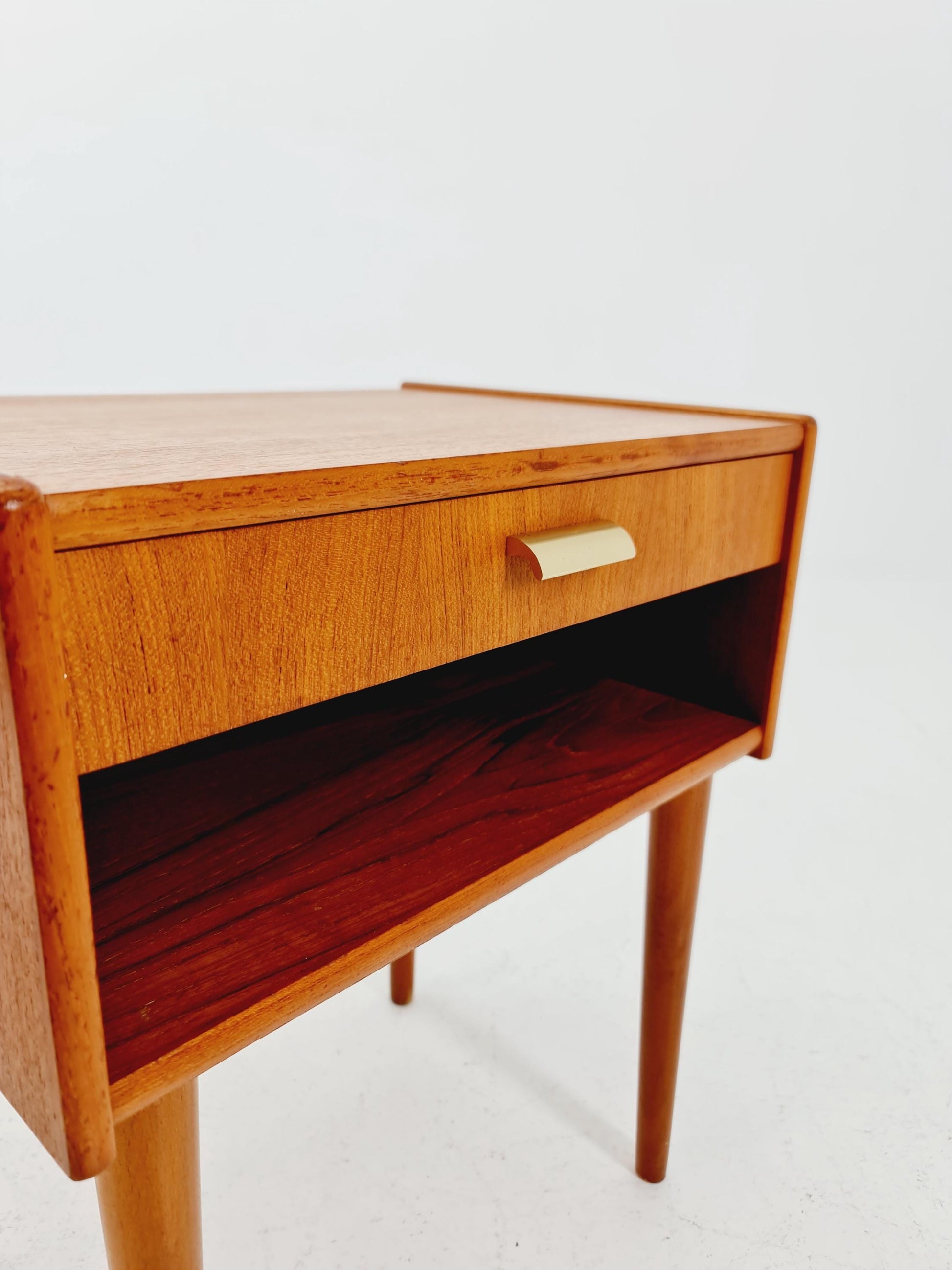 Mid century Danish teak side tables/ Bedside tables/ Nightstands, Denmark, 1960s, set of 2