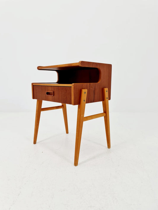 Midcentury Carlström & Co Teak Vintage Side table/ Bedside table/ Night stand straight from the sixties