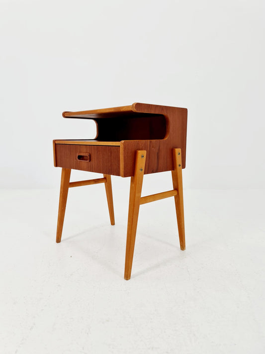 Midcentury Carlström & Co Teak Vintage Side table/ Bedside table/ Night stand straight from the sixties