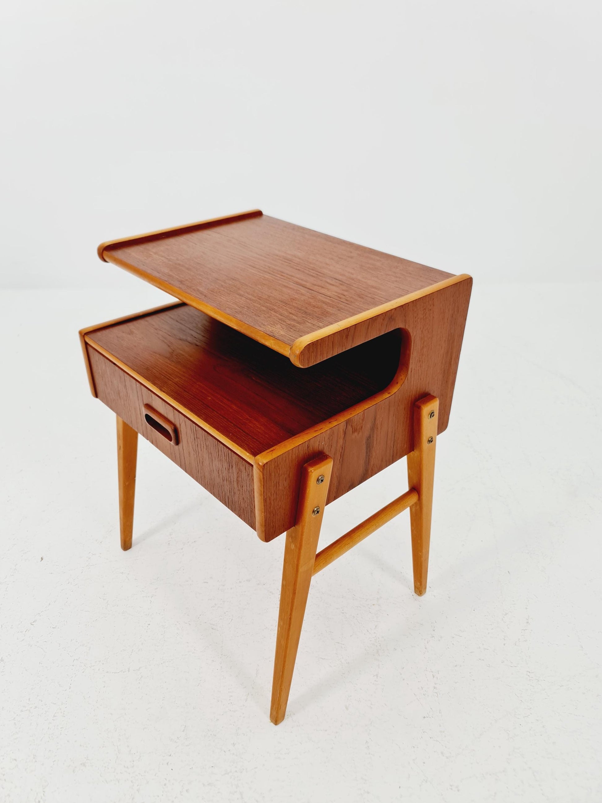 Midcentury Carlström & Co Teak Vintage Side table/ Bedside table/ Night stand straight from the sixties