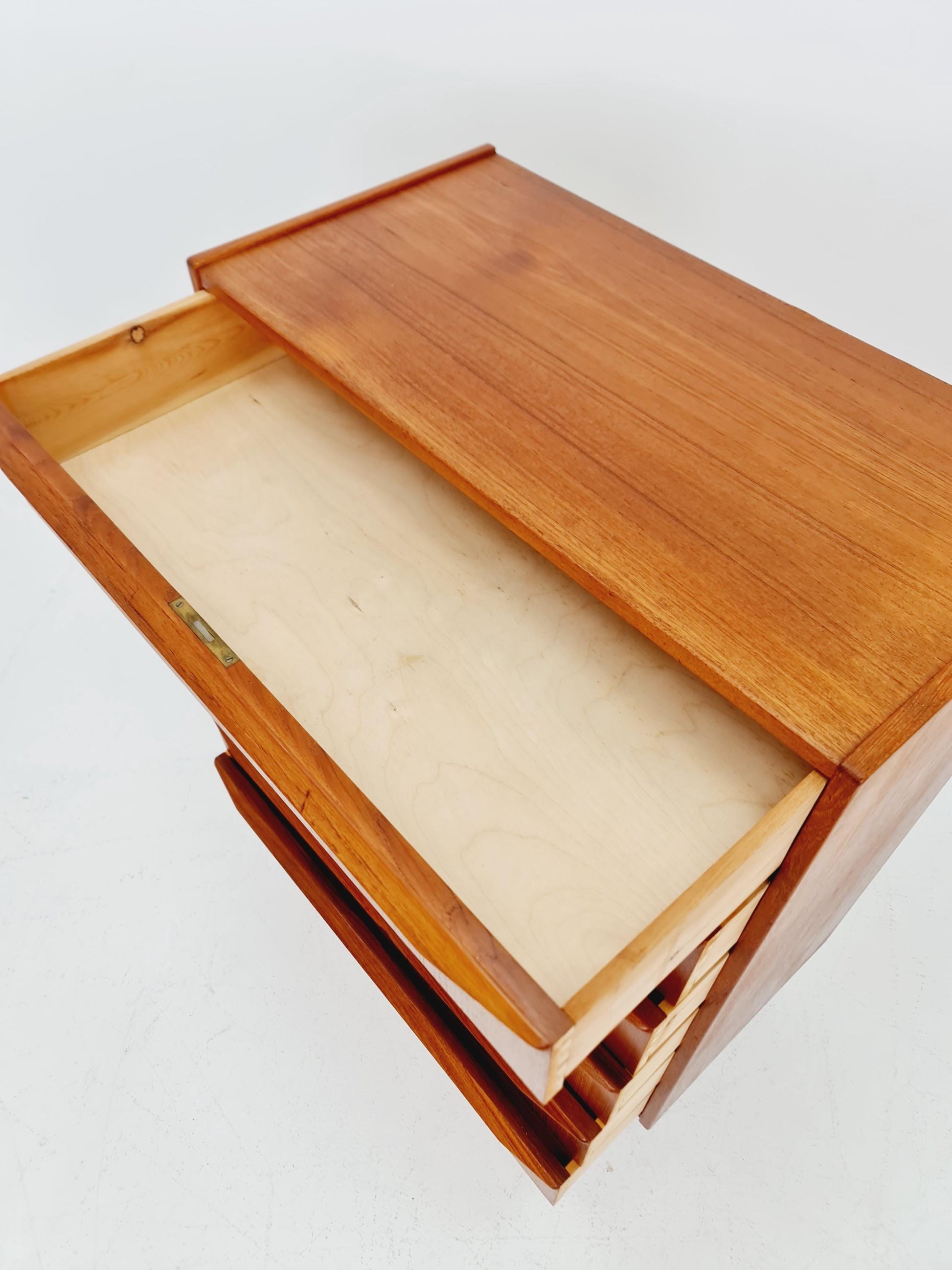 Midcentury danish design chest of drawers tallboy 1960s