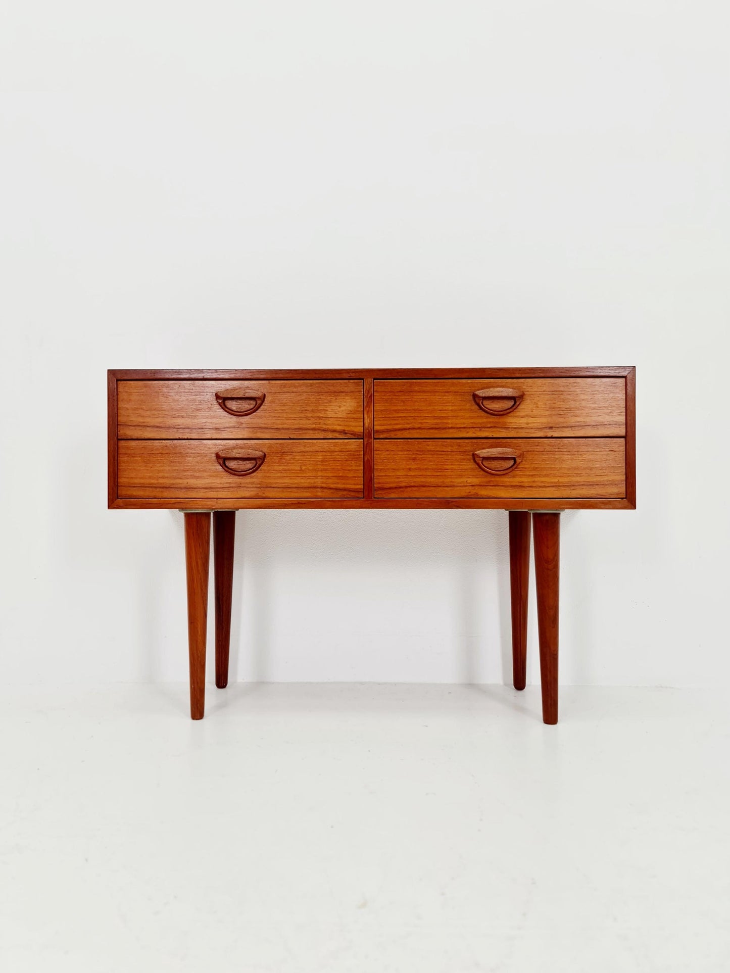 Midcentury danish design chest of drawers By KAi Kristiansen 1960s