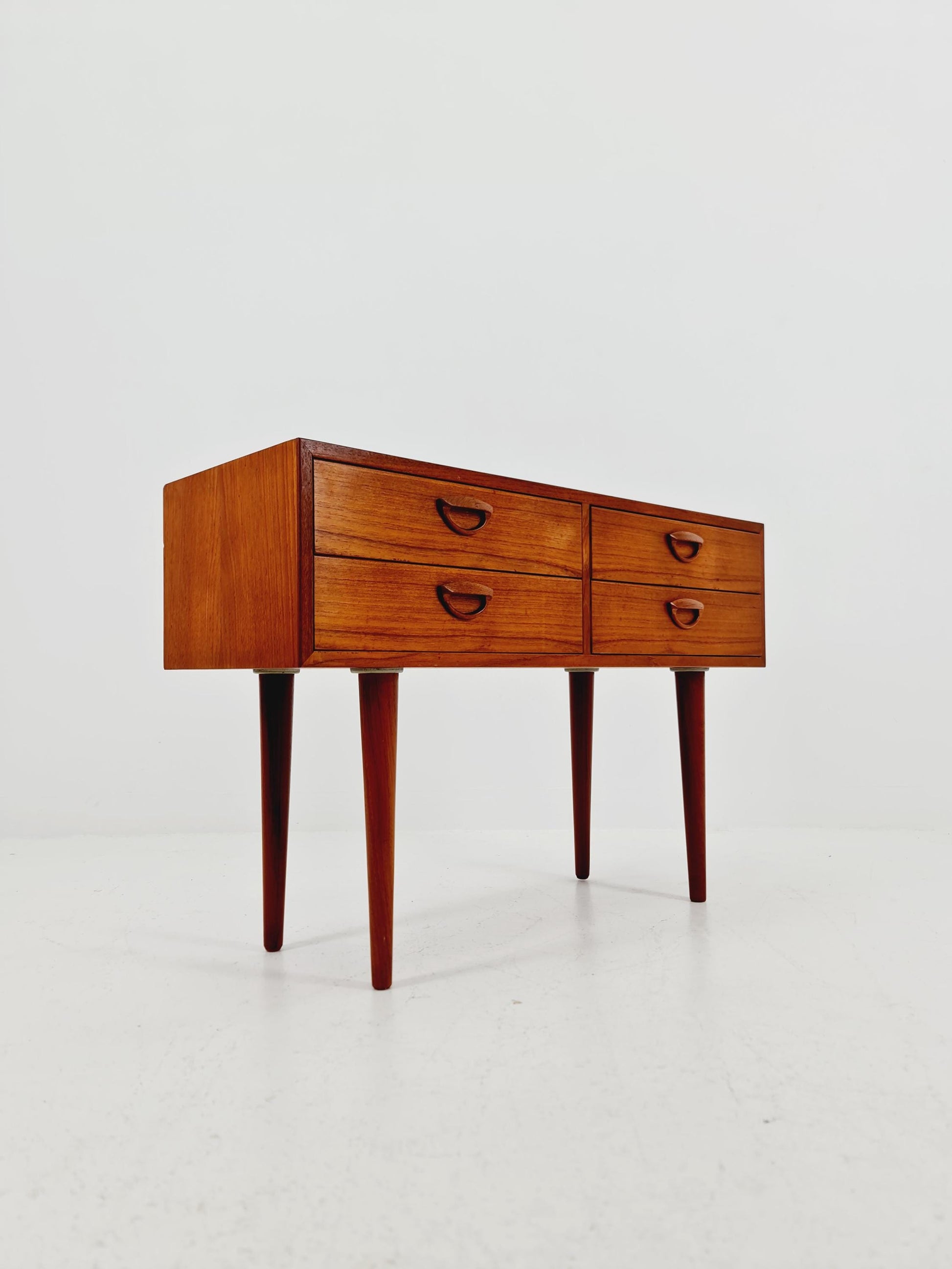 Midcentury danish design chest of drawers By KAi Kristiansen 1960s