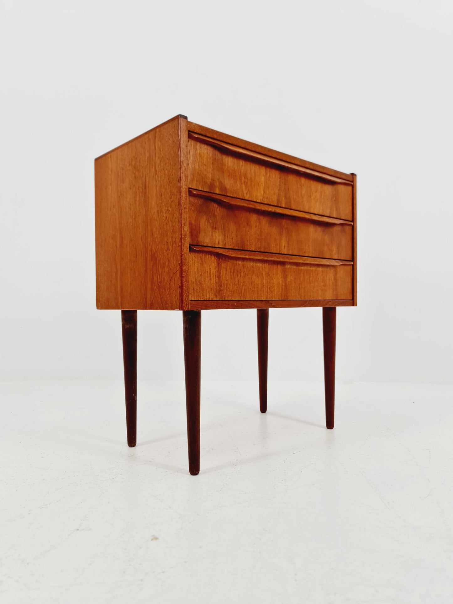Midcentury danish drawer dresser /3 drawers 1960s