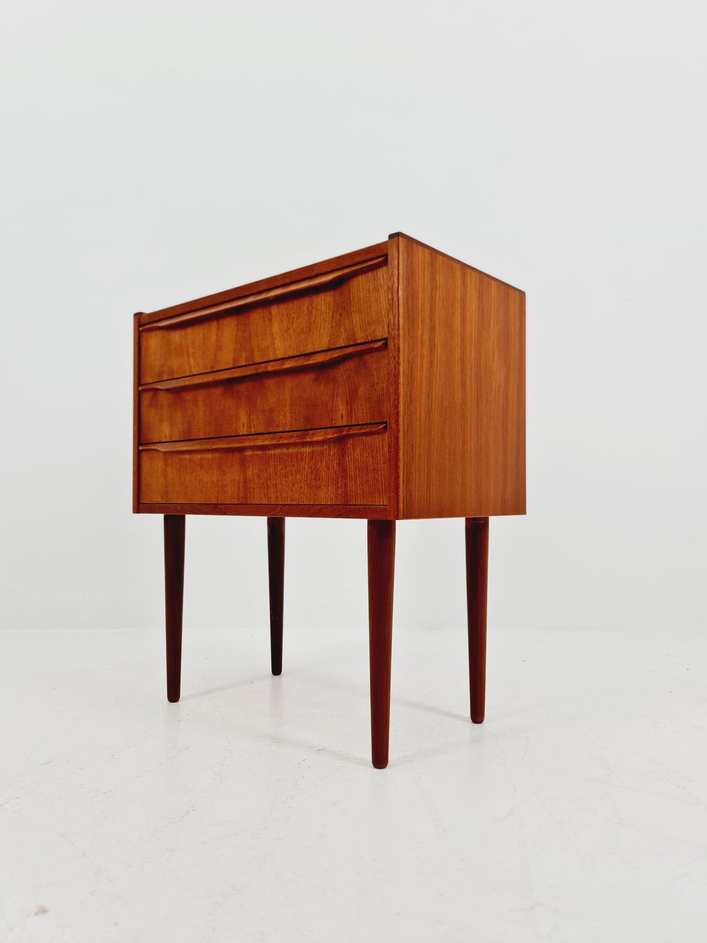 Midcentury danish drawer dresser /3 drawers 1960s