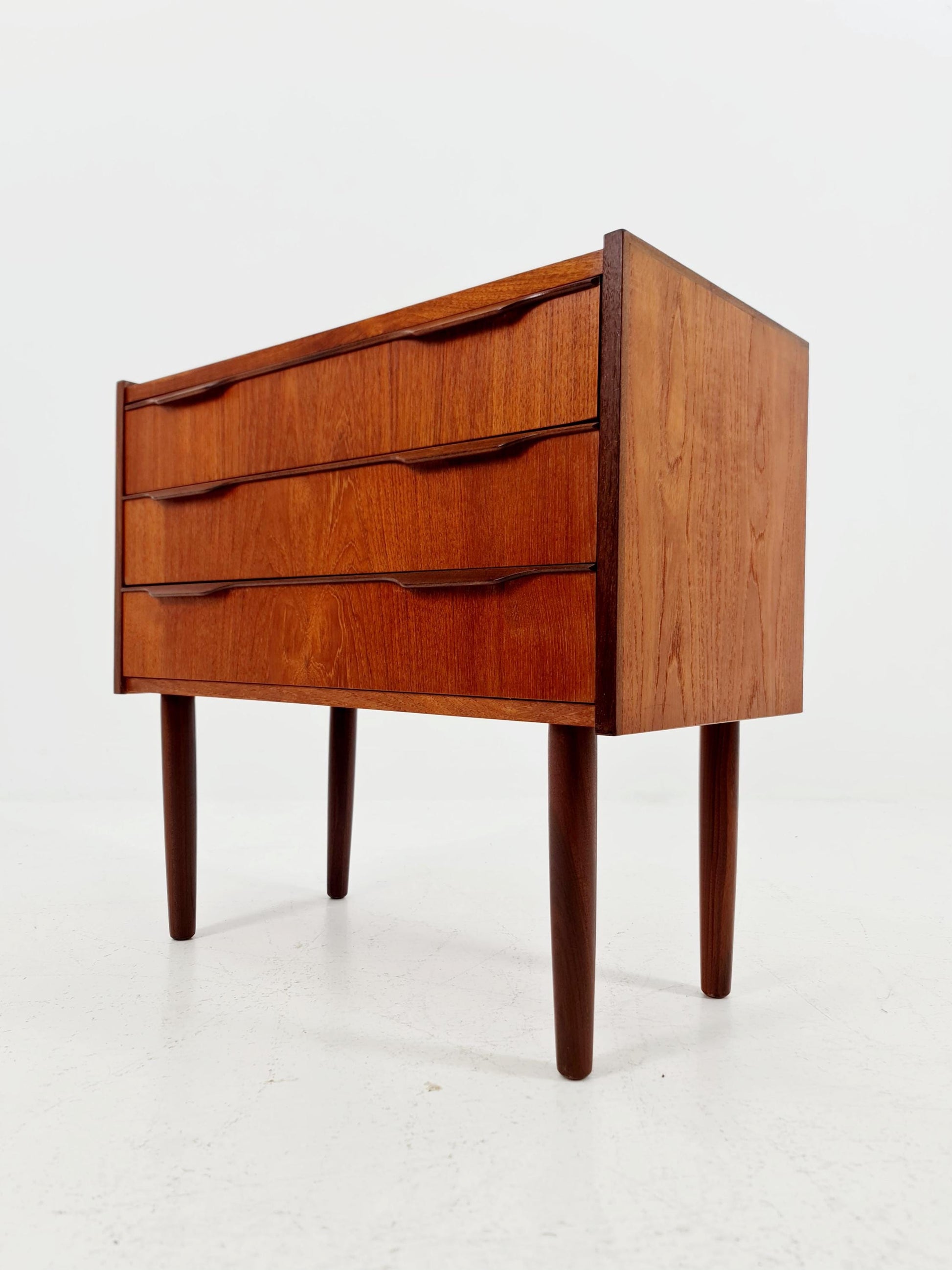 Midcentury danish drawer dresser /3 drawers 1960s