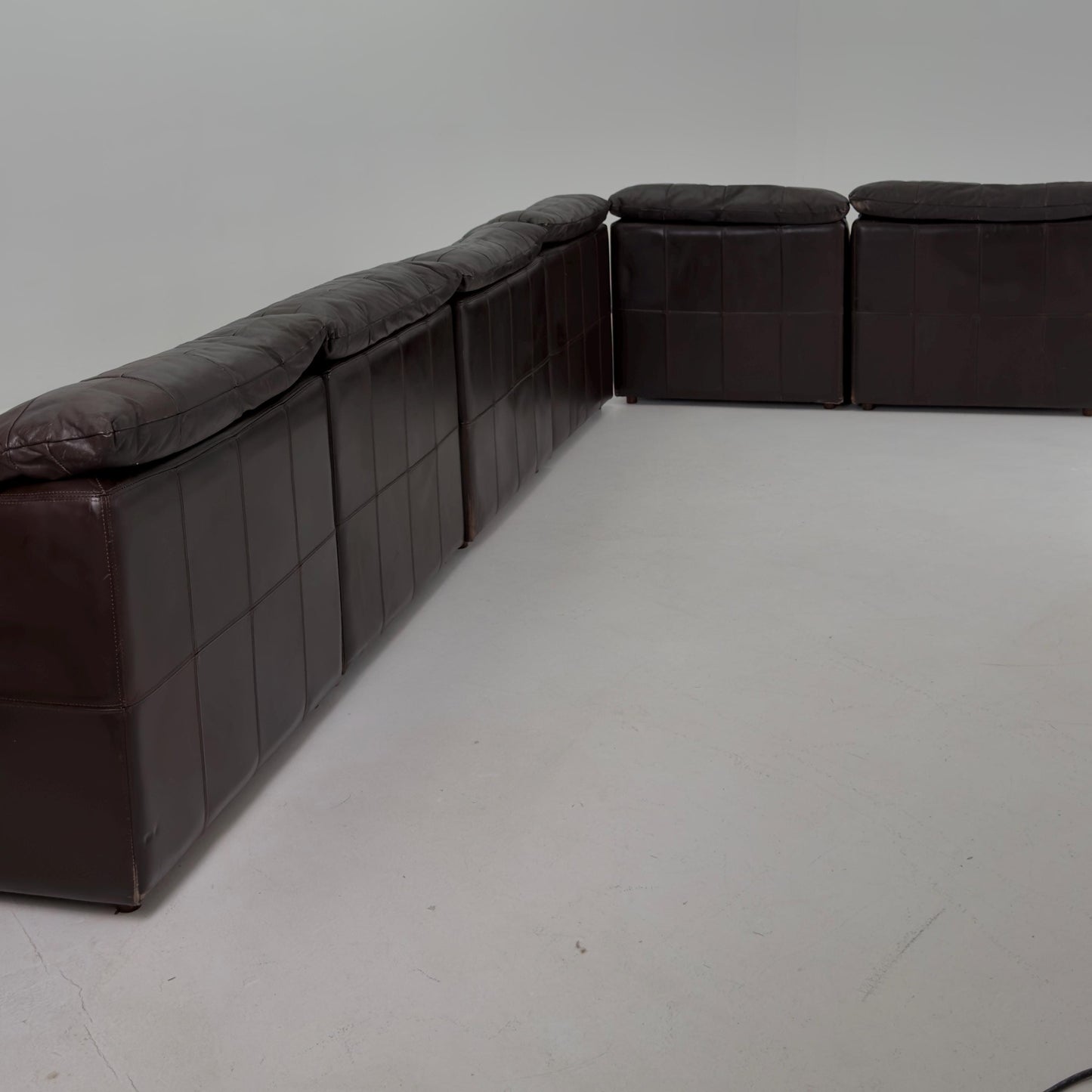 Set of 6 Mid Century DS11 Modular Patchwork chocolate brown Leather Sofa by De Sede, Switzerland, 1970s