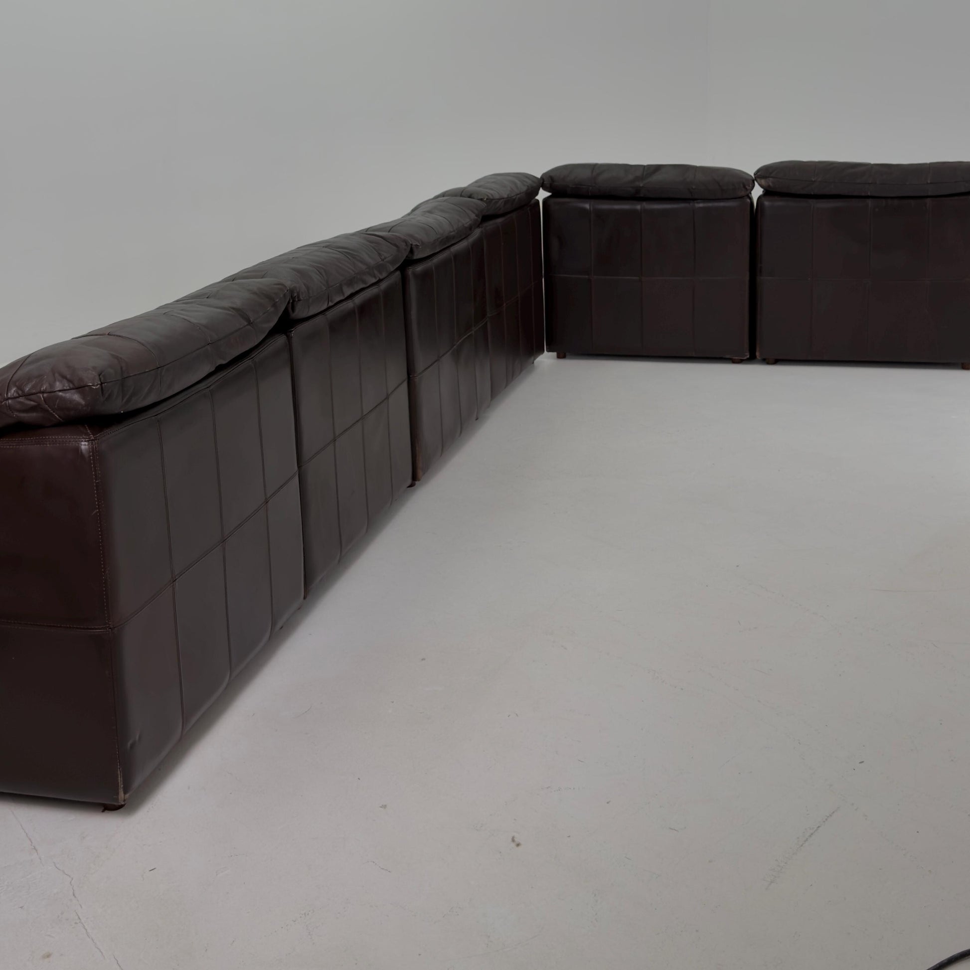 Set of 6 Mid Century DS11 Modular Patchwork chocolate brown Leather Sofa by De Sede, Switzerland, 1970s