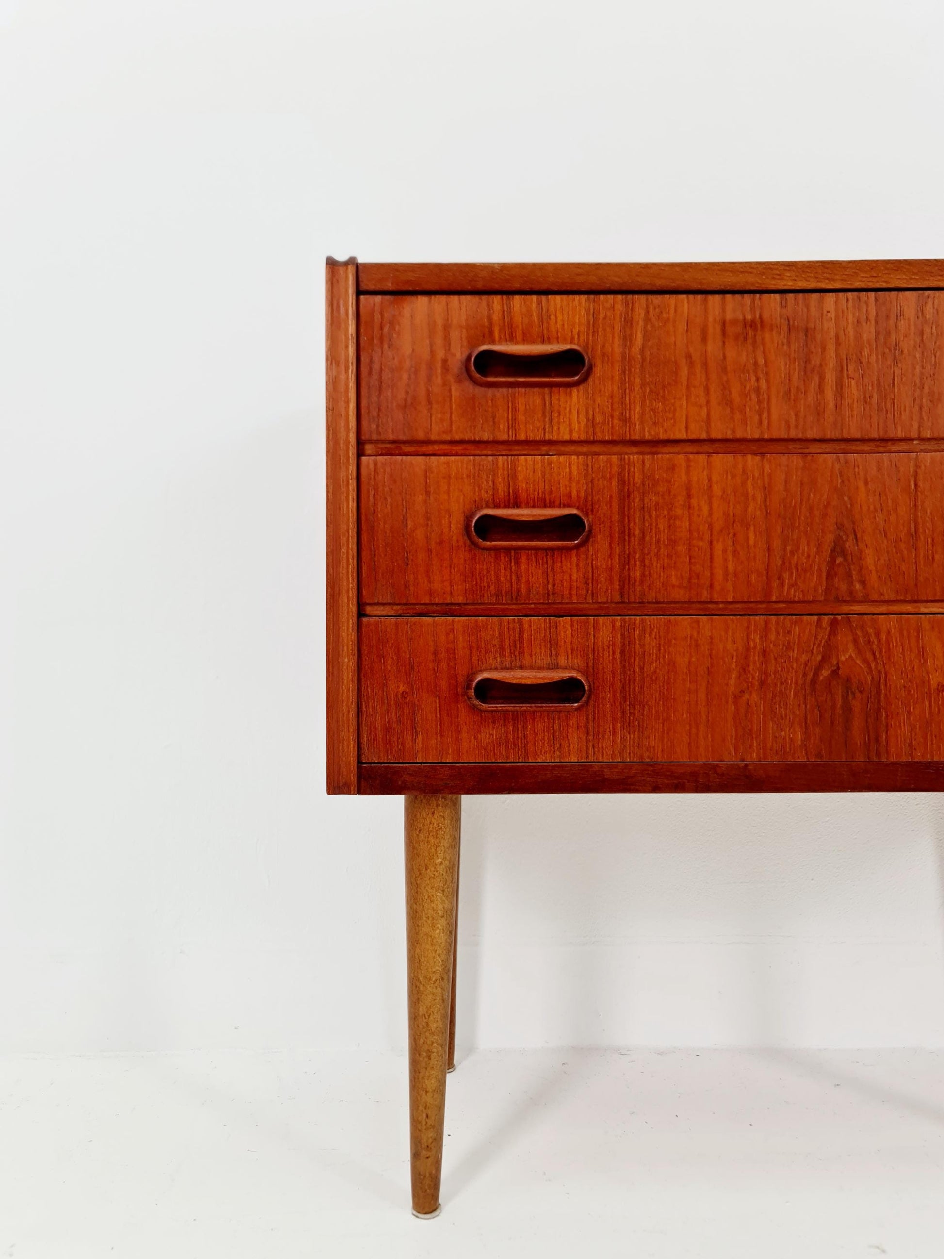 Midcentury danish drawer dresser /3 drawers 1960s