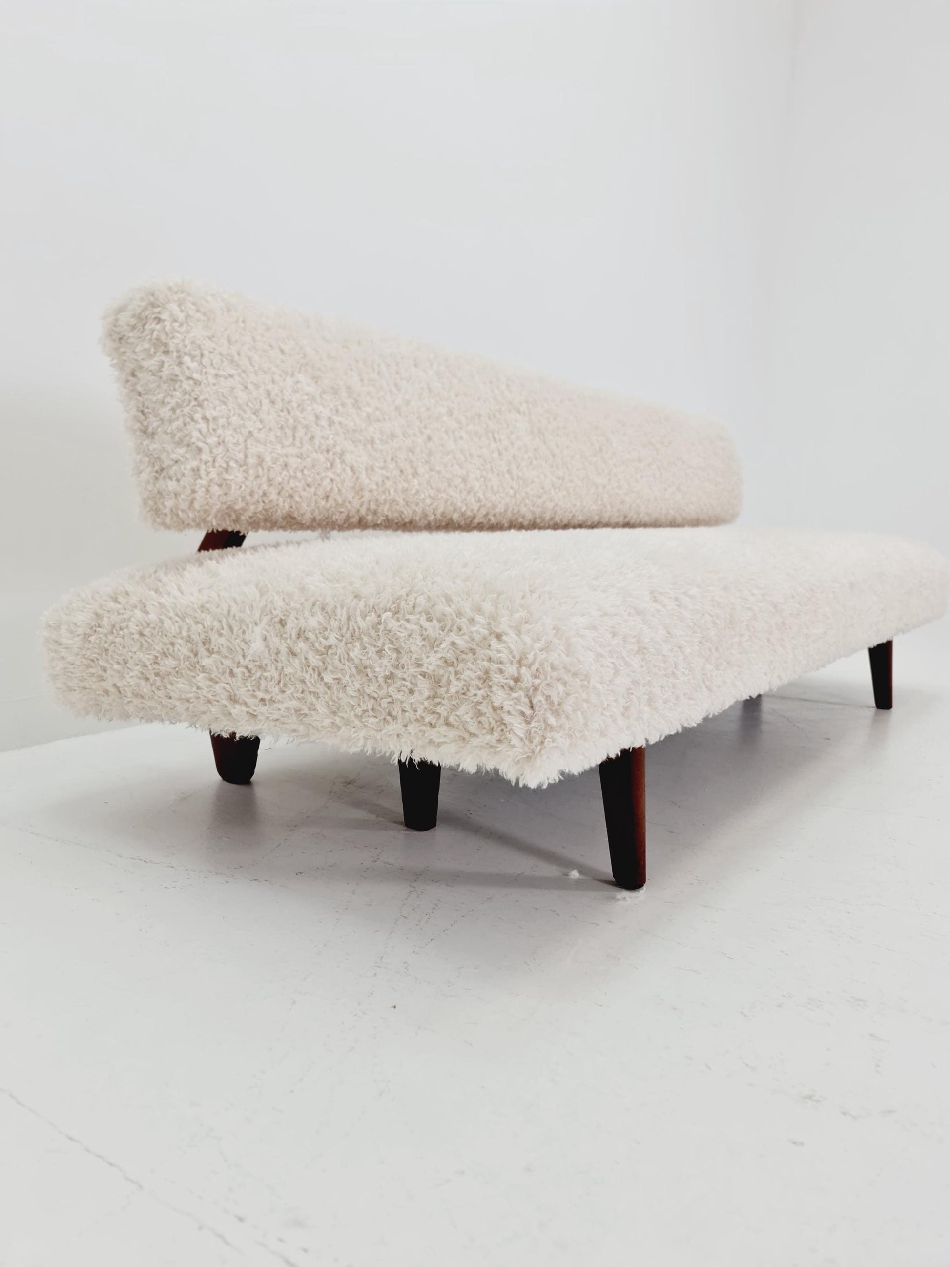 super Rare Midcentury Germen Daybed Teak wood by Franz Hohn for Honeta FH10 1950s