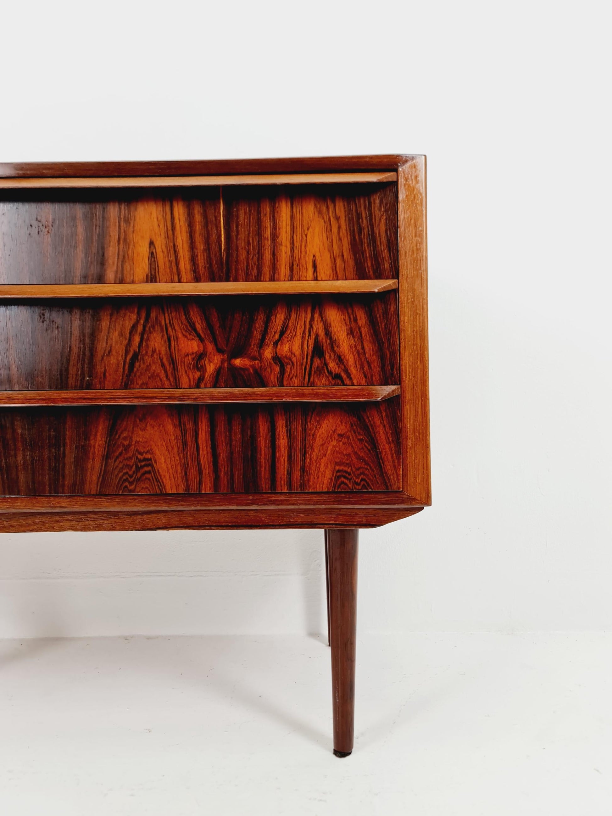 Midcentury danish drawer dresser /3 drawers by EDV. Valentinsen Möbelfabrik 1960s