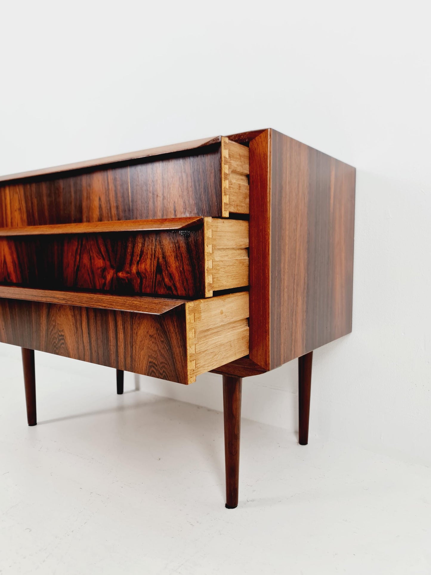 Midcentury danish drawer dresser /3 drawers by EDV. Valentinsen Möbelfabrik 1960s