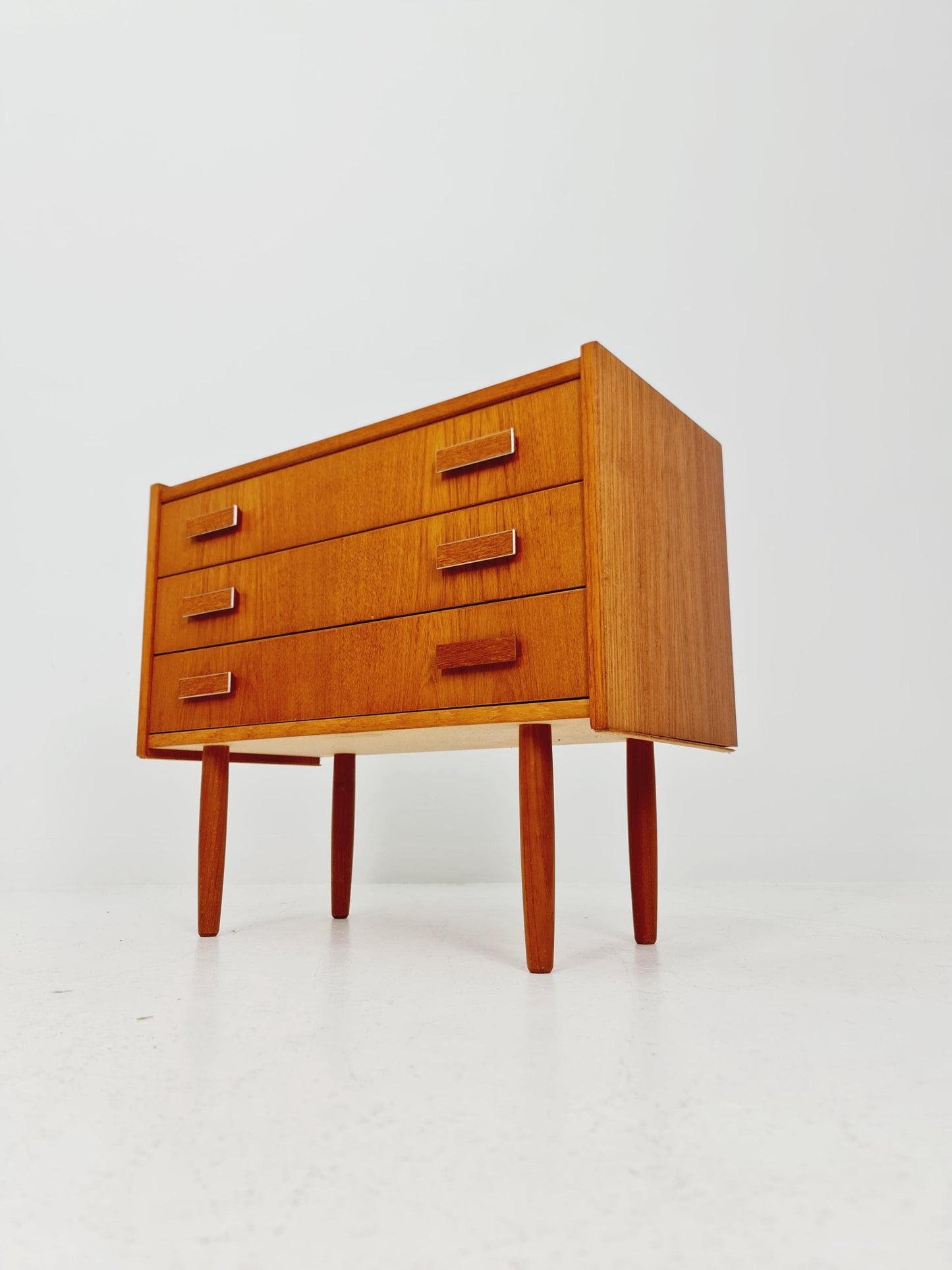 Midcentury danish drawer dresser /3 drawers By Ejsing Möbelfabrik A/S 1960s