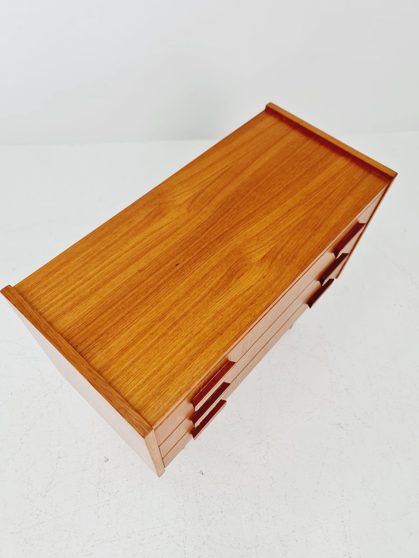 Midcentury danish drawer dresser /3 drawers By Ejsing Möbelfabrik A/S 1960s