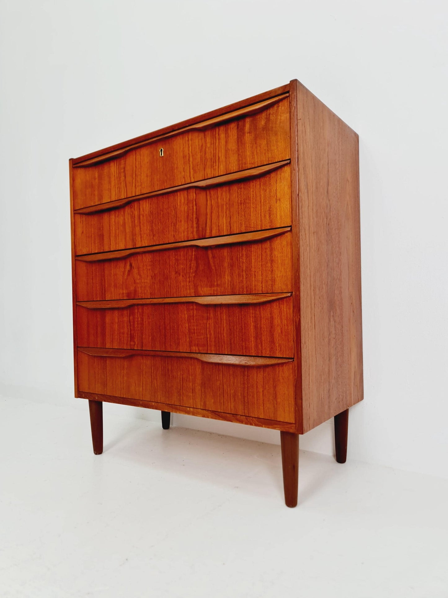 Midcentury danish design chest of drawers / drawer dresser /5 drawers cabinet By Ejsing Möbelfabrik 1960s