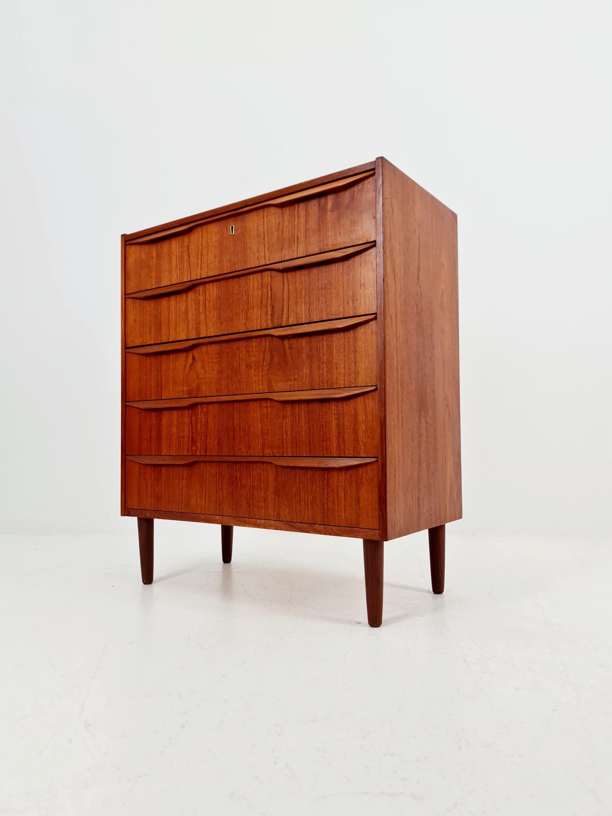 Midcentury danish design chest of drawers / drawer dresser /5 drawers cabinet By Ejsing Möbelfabrik 1960s
