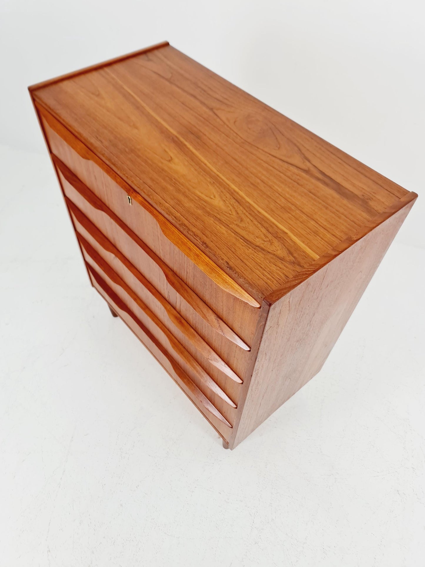 Midcentury danish design chest of drawers / drawer dresser /5 drawers cabinet By Ejsing Möbelfabrik 1960s