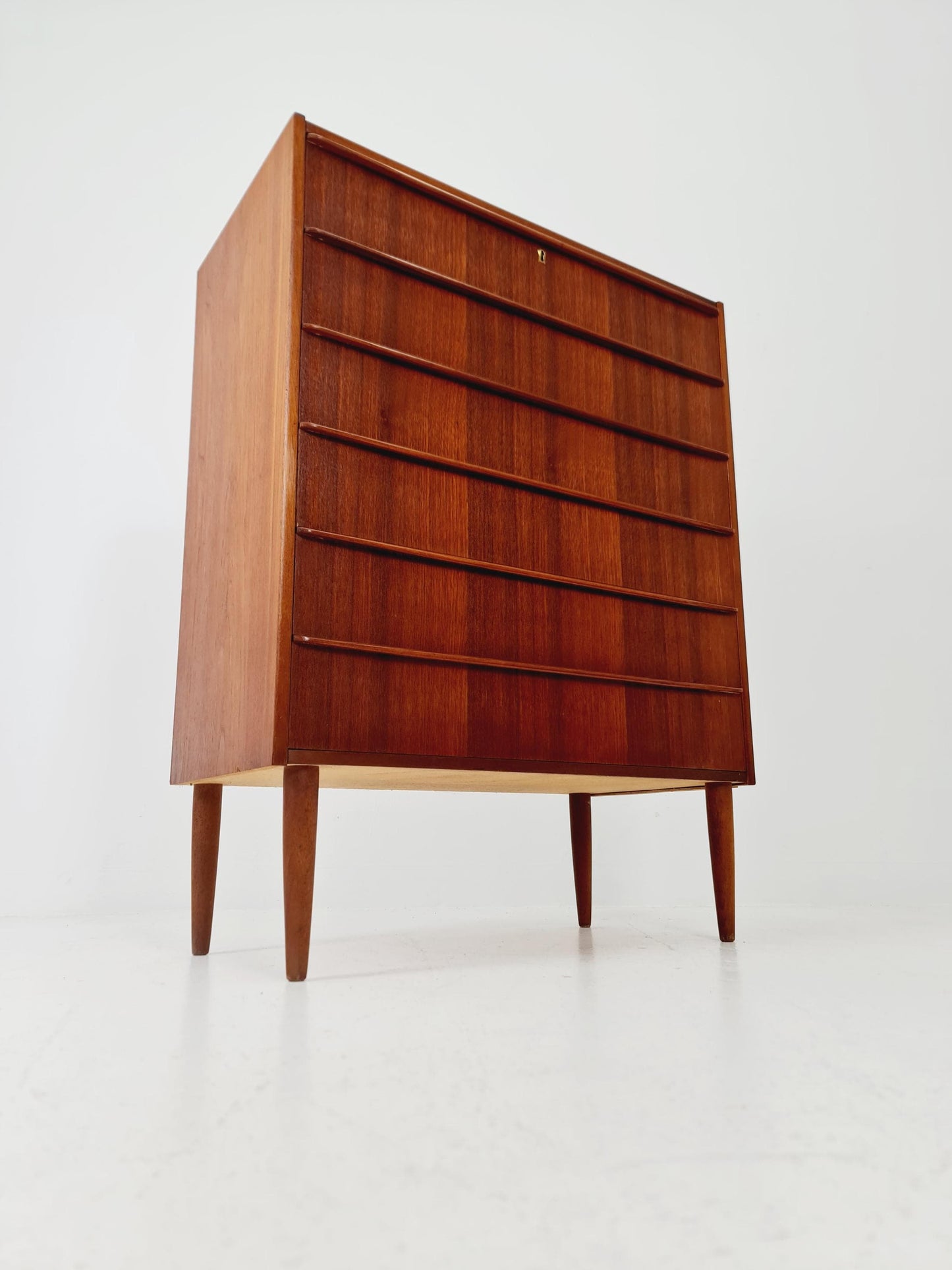 Midcentury danish design chest of drawers / drawer dresser /6 drawers cabinet By Ejsing Möbelfabrik 1960s