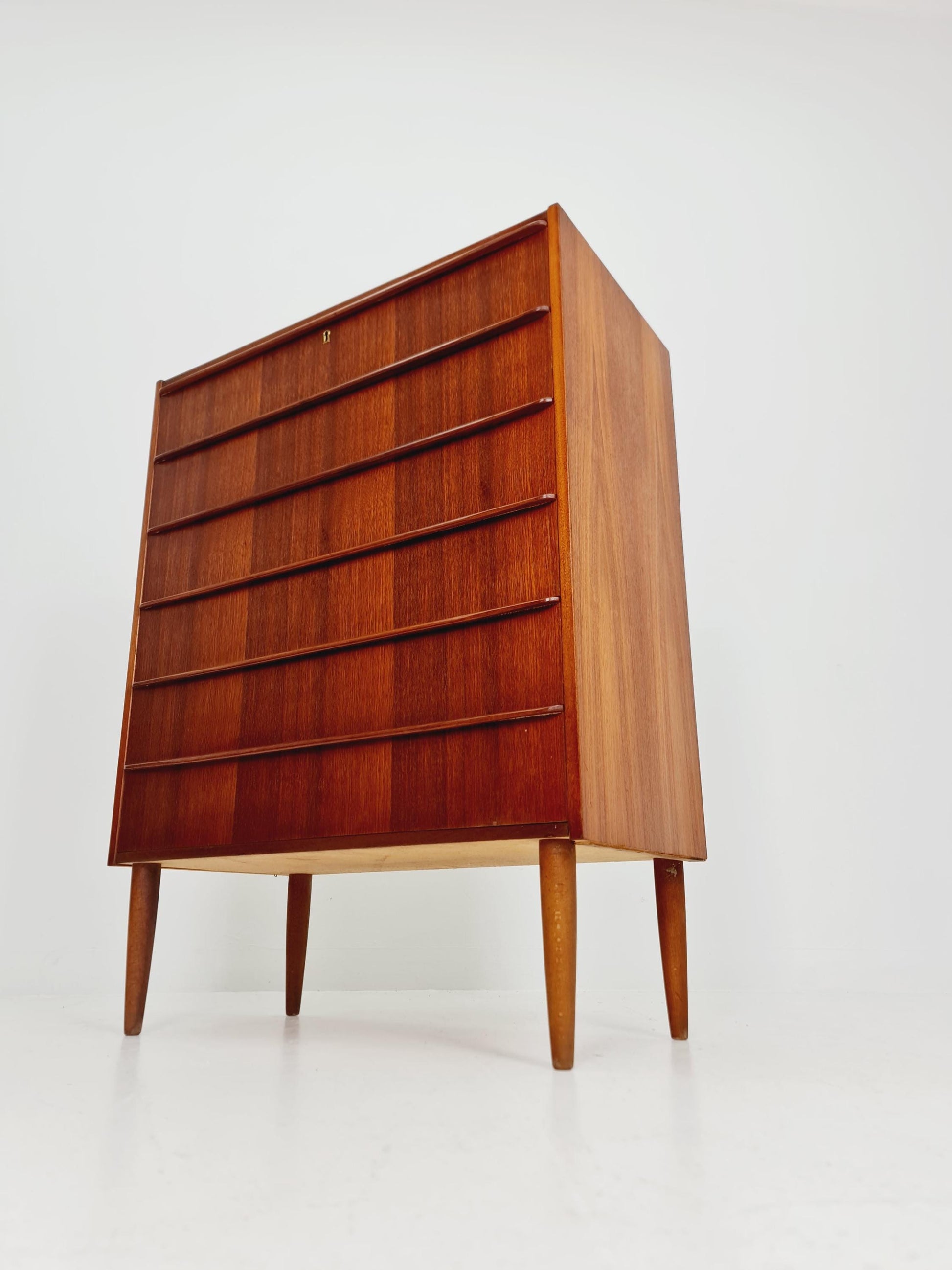 Midcentury danish design chest of drawers / drawer dresser /6 drawers cabinet By Ejsing Möbelfabrik 1960s
