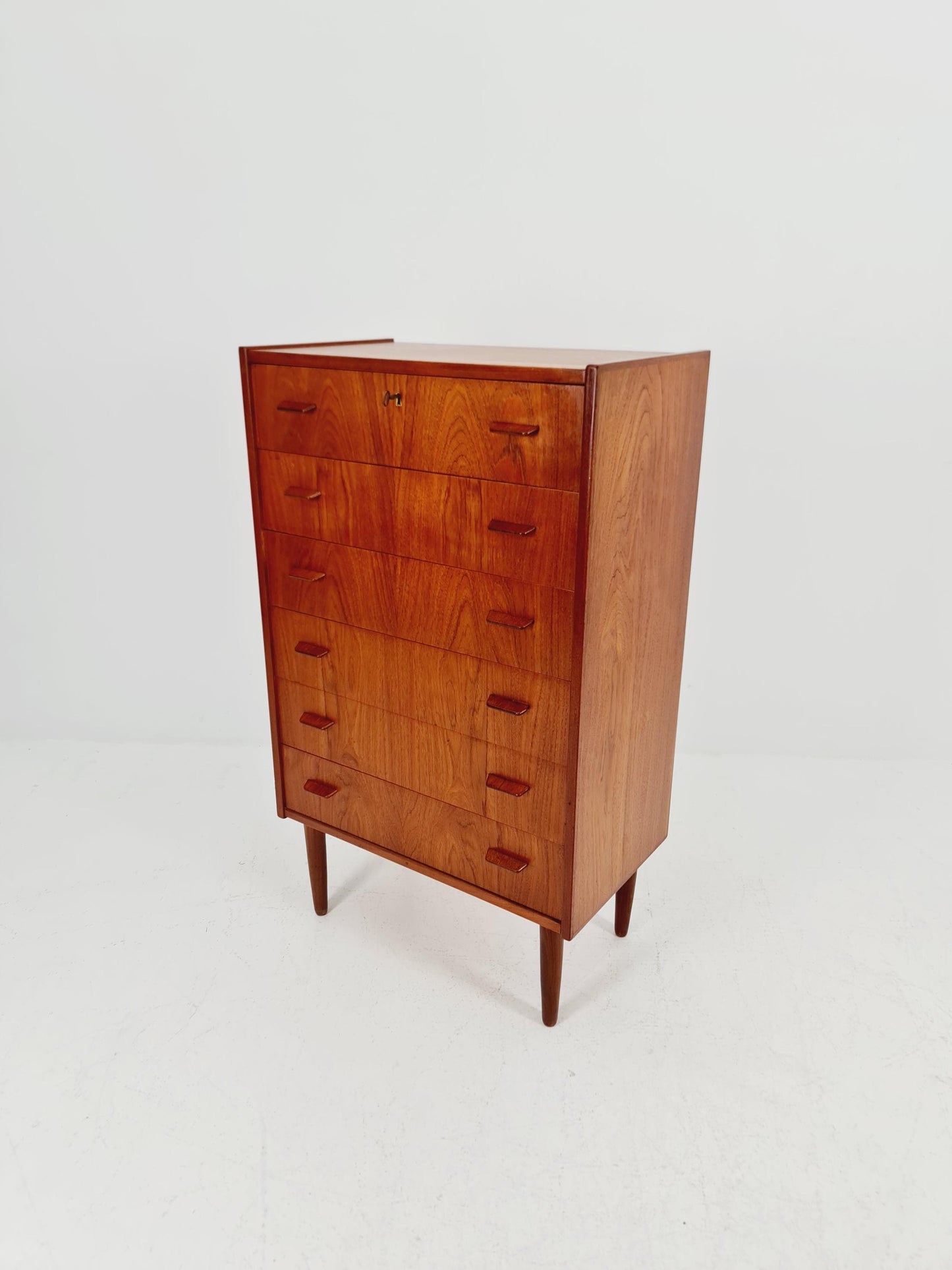 Midcentury danish design chest of drawers / drawer dresser /6 drawers cabinet By Ejsing Möbelfabrik 1960s