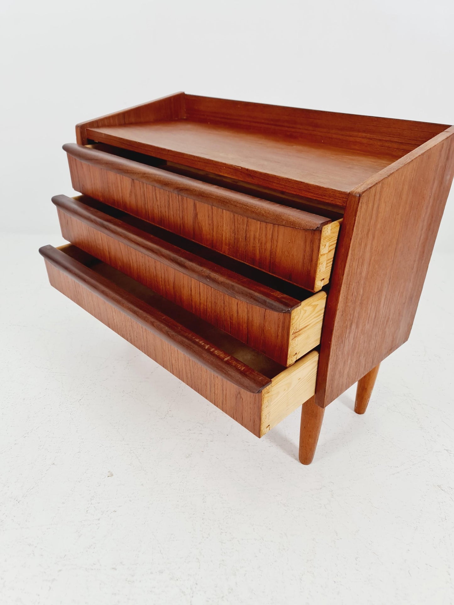 Midcentury danish drawer dresser /3 drawers 1960s