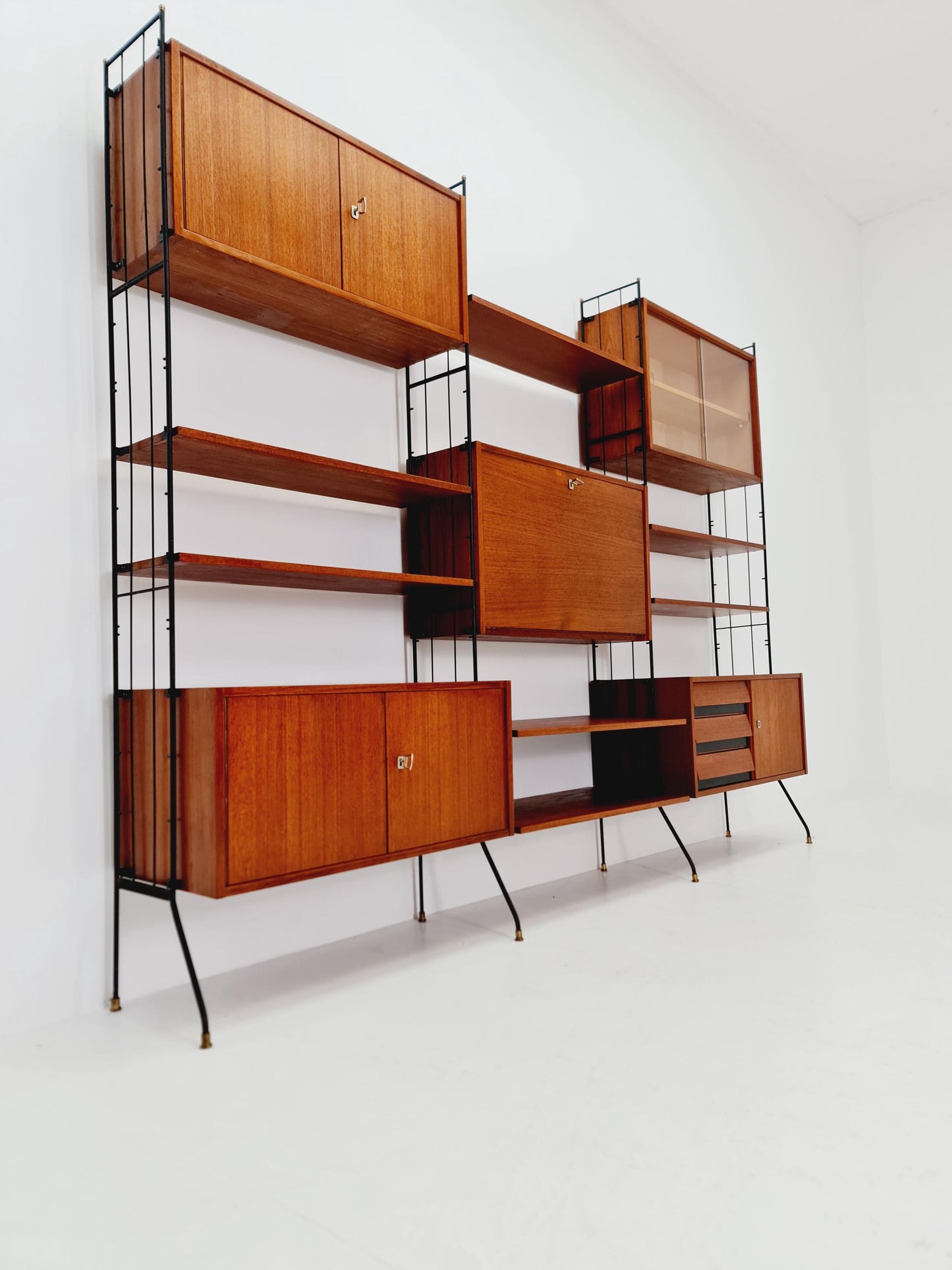 Freestanding string shelf-system unit bookcase teak & metal by Koch Möbel Germany, 1950s