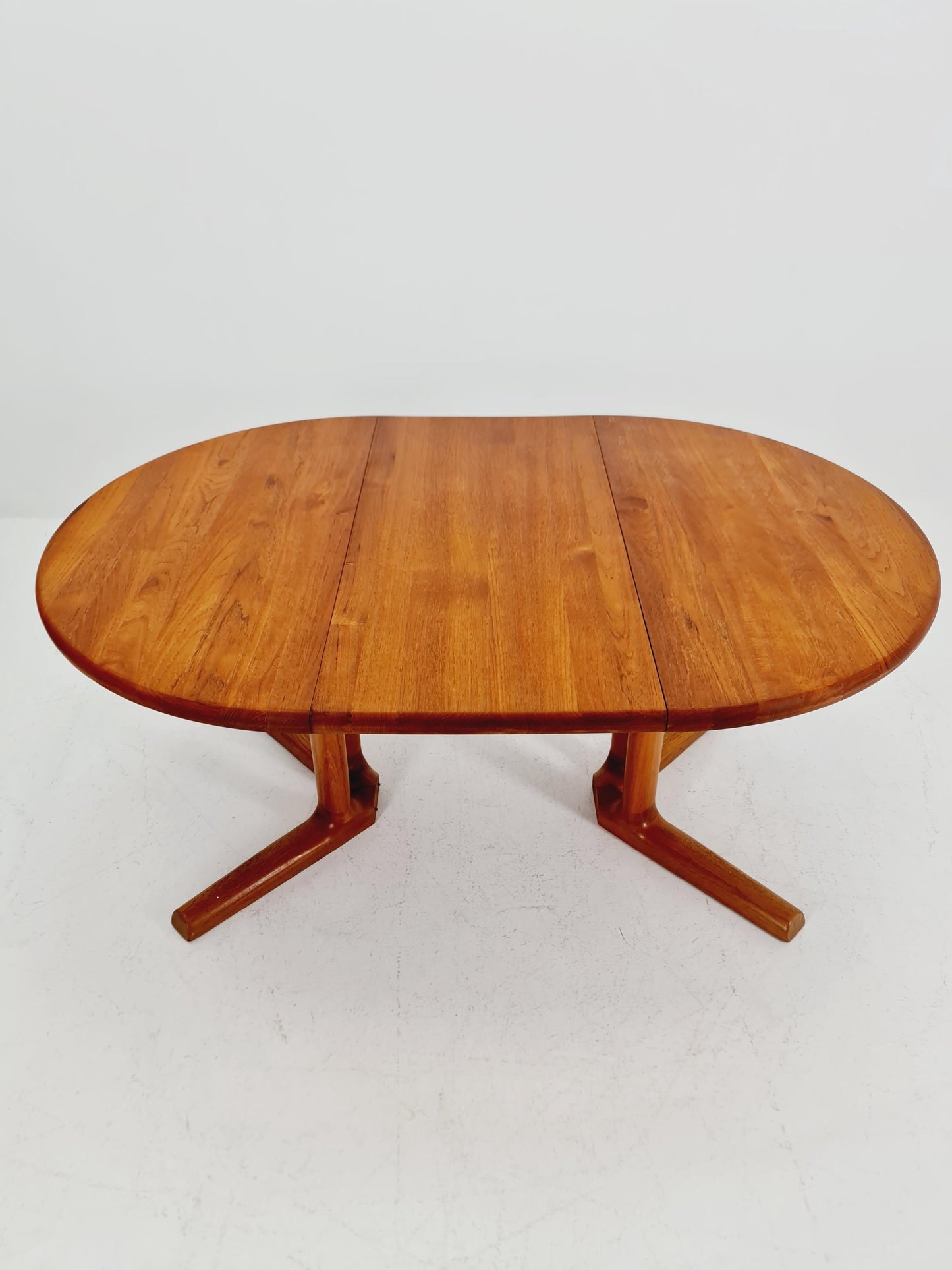 Mid century extendable Danish Modern Solid Teak XXL dining table by Dyrlund MöbelFabrik , 1970s