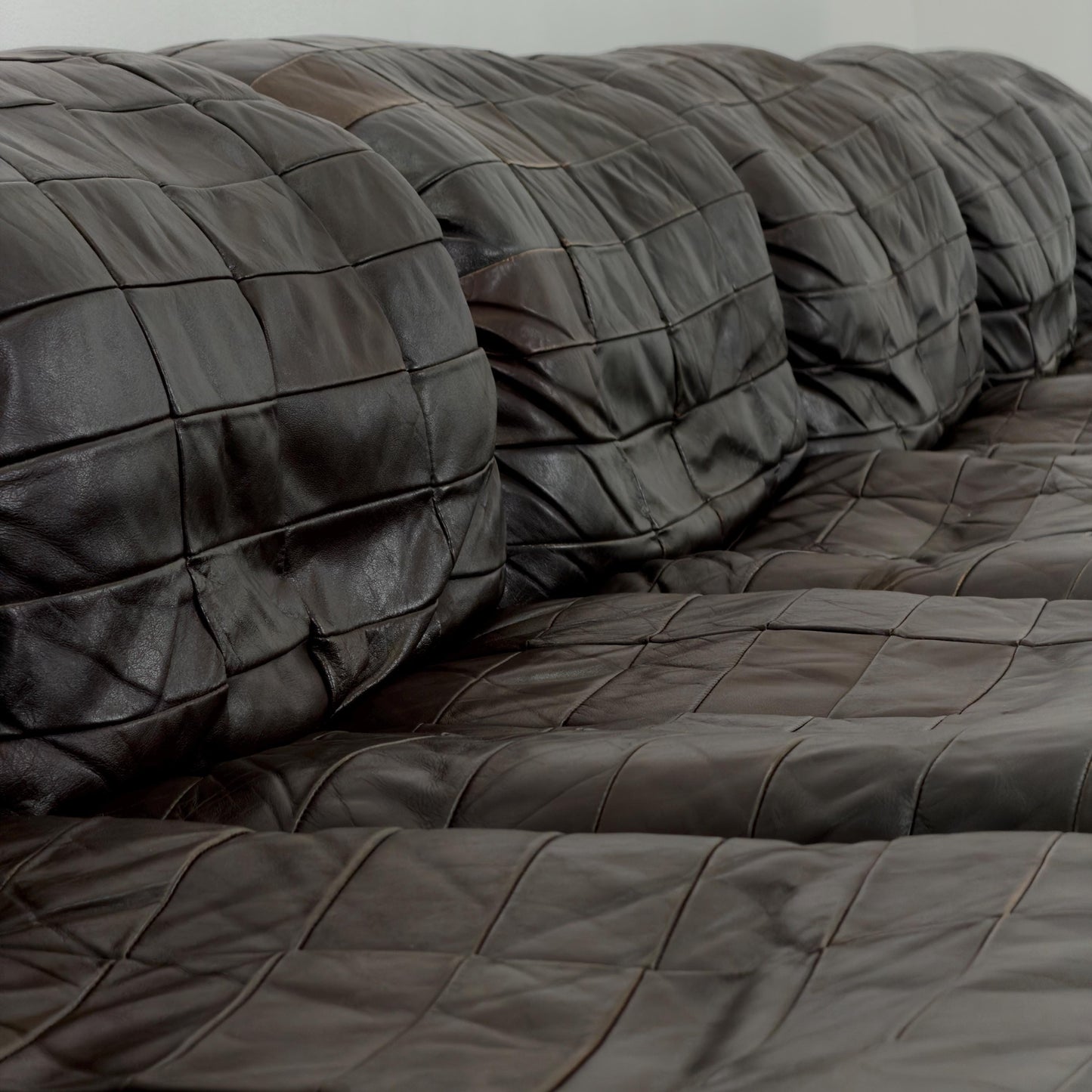 Set of 6 Mid Century DS11 Modular Patchwork chocolate brown Leather Sofa by De Sede, Switzerland, 1970s