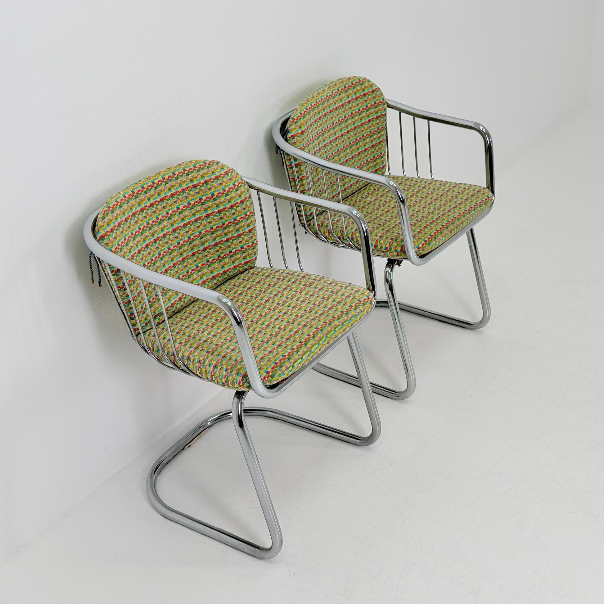 Set of 2 Mid-Century Dining Armchairs by Gastone Rinaldi – Chrome Frame, Green & Red Retro Upholstery, Italy 1970s