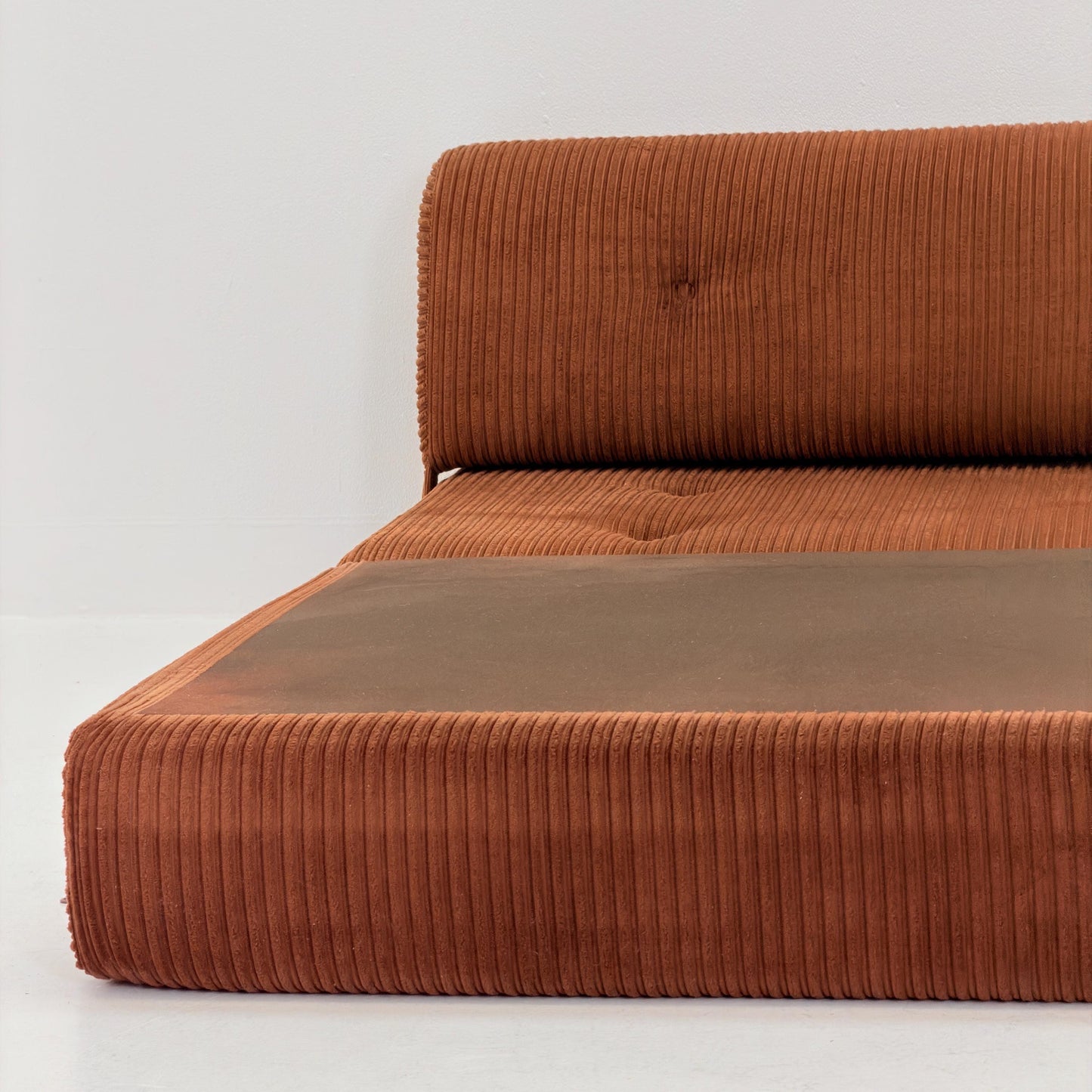 Mid Century Space Age brown velvet cord day bed / Lounge Sofa-Bed by IKEA, Sweden | 1980s