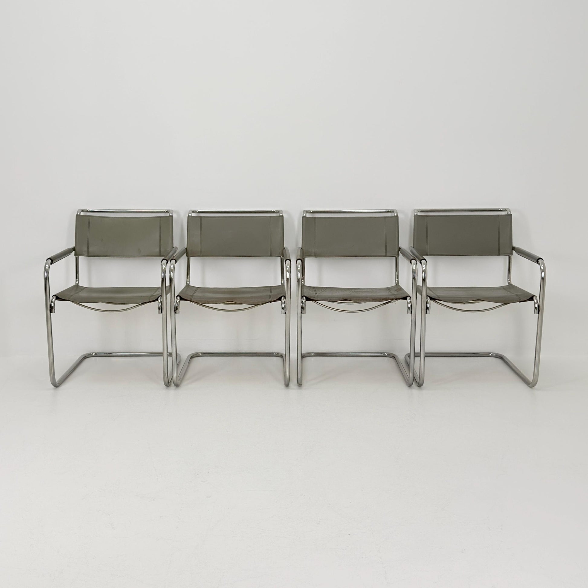 Set of 4 Iconic gray Leather S34 Cantilever Chairs by Mart Stam for Thonet – Bauhaus Design, 1980s Germany