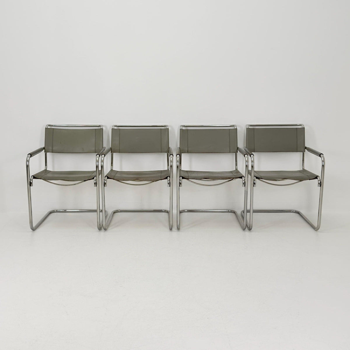 Set of 4 Iconic gray Leather S34 Cantilever Chairs by Mart Stam for Thonet – Bauhaus Design, 1980s Germany
