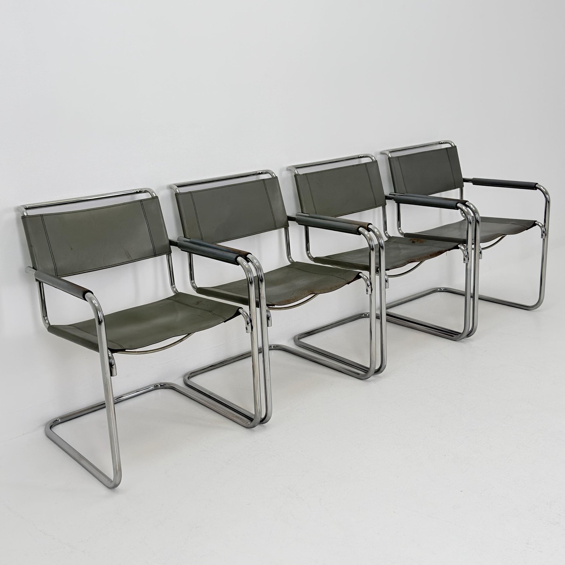 Set of 4 Iconic gray Leather S34 Cantilever Chairs by Mart Stam for Thonet – Bauhaus Design, 1980s Germany